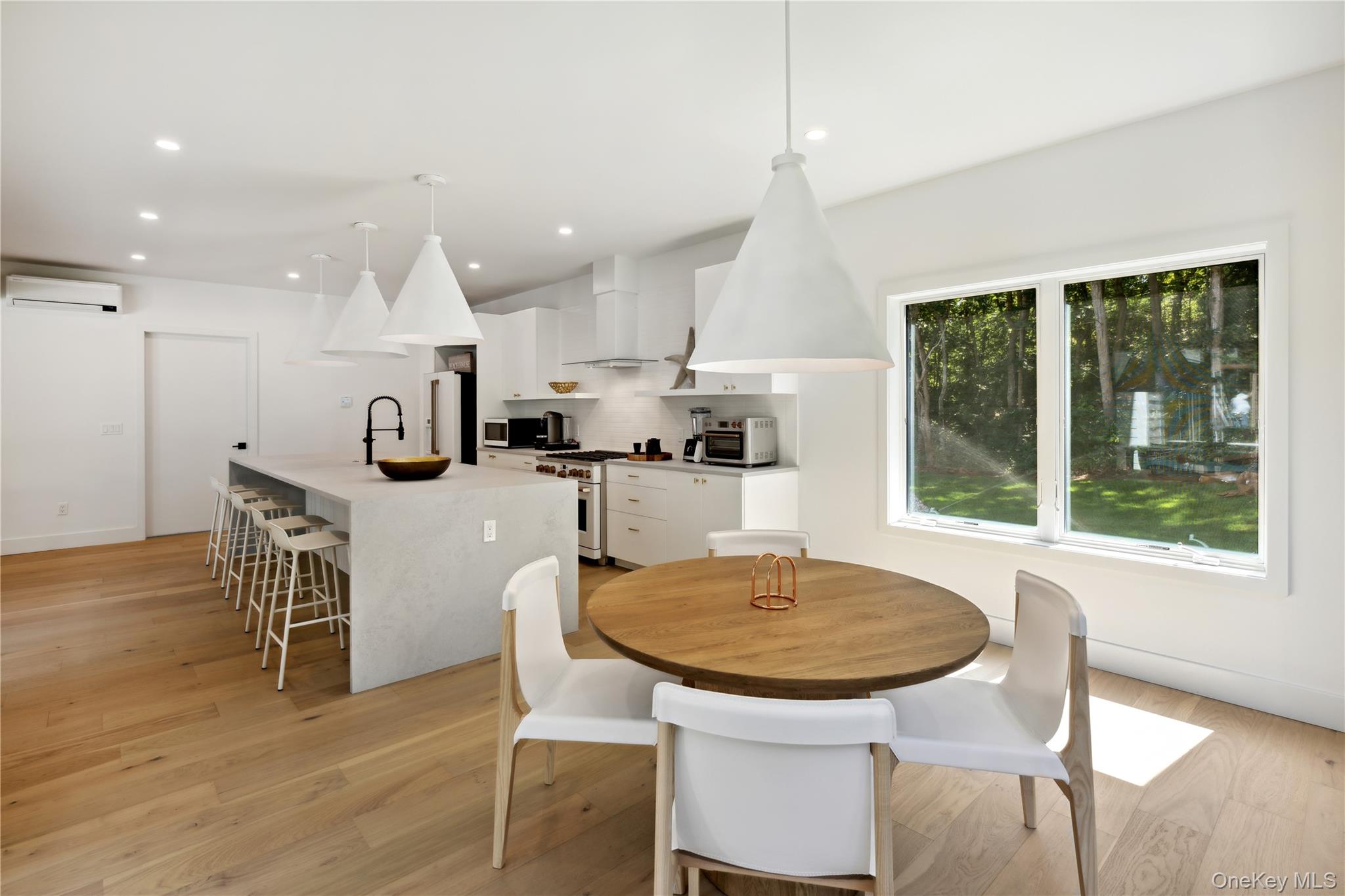 #8 photo, 19 Elm Lane, Montauk , NY 11954