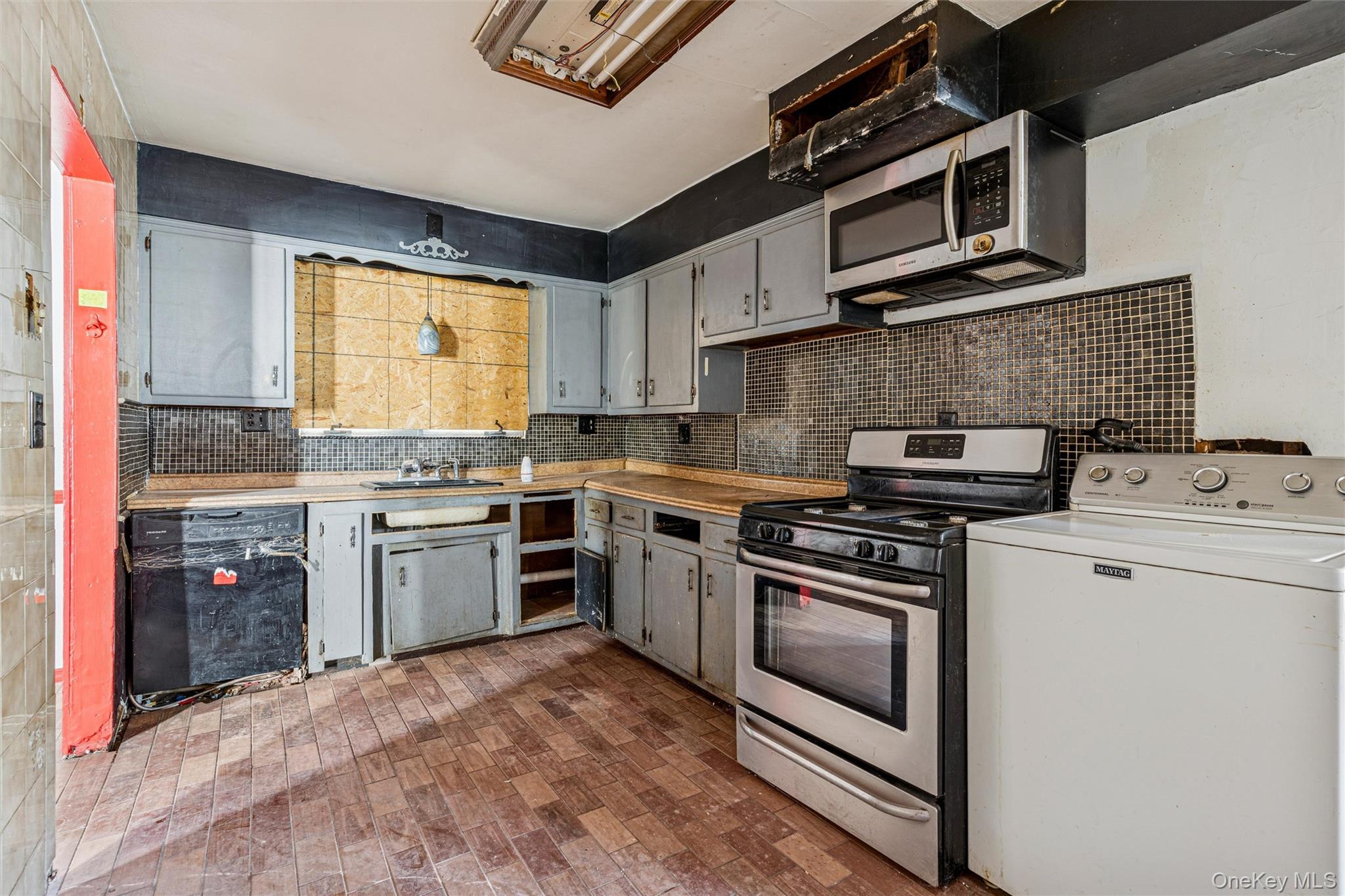 #12 photo, 22 Conger Street, Staten Island , NY 10305