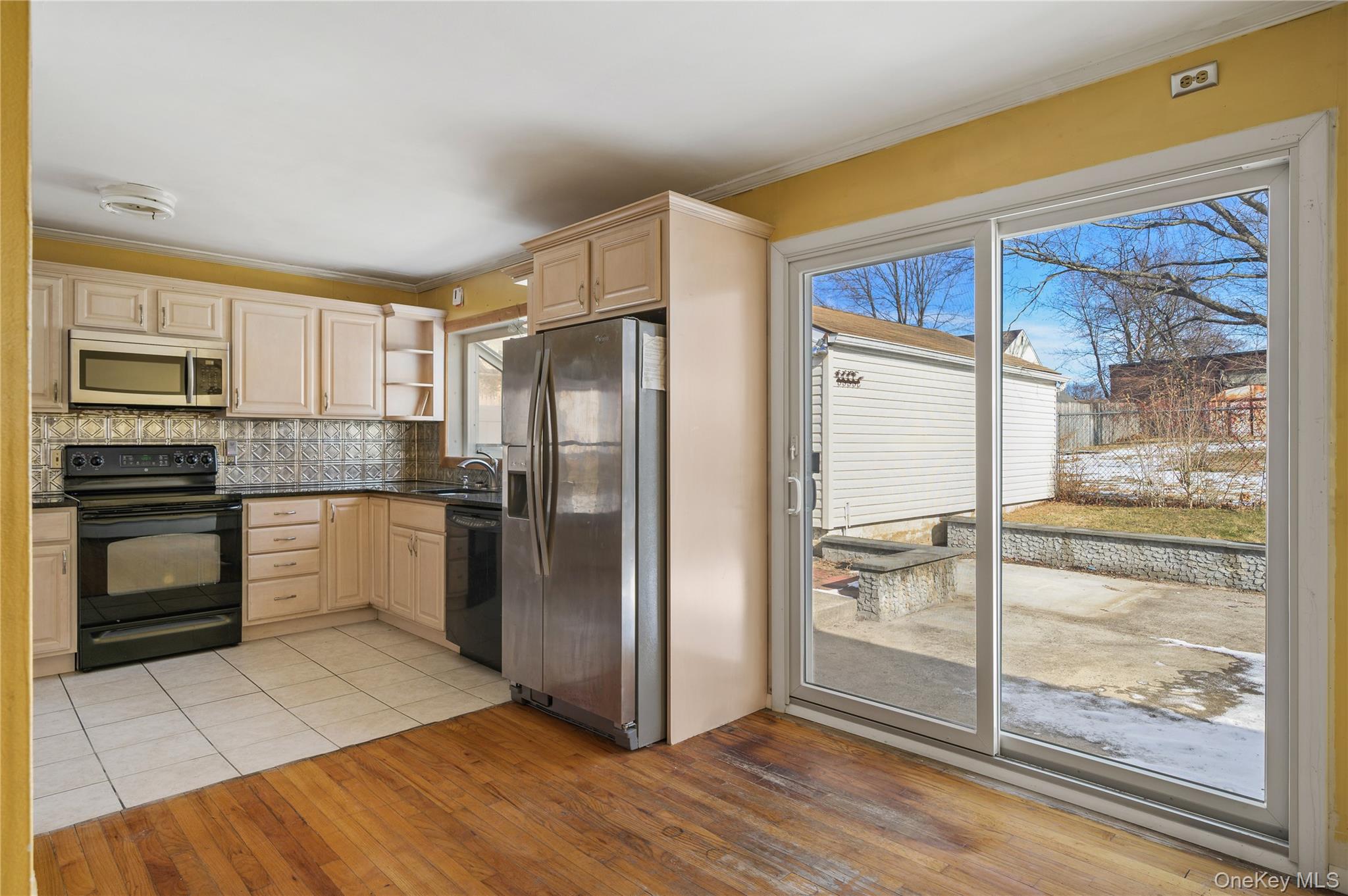 #11 photo, 285 Madison Avenue, Port Chester , NY 10573