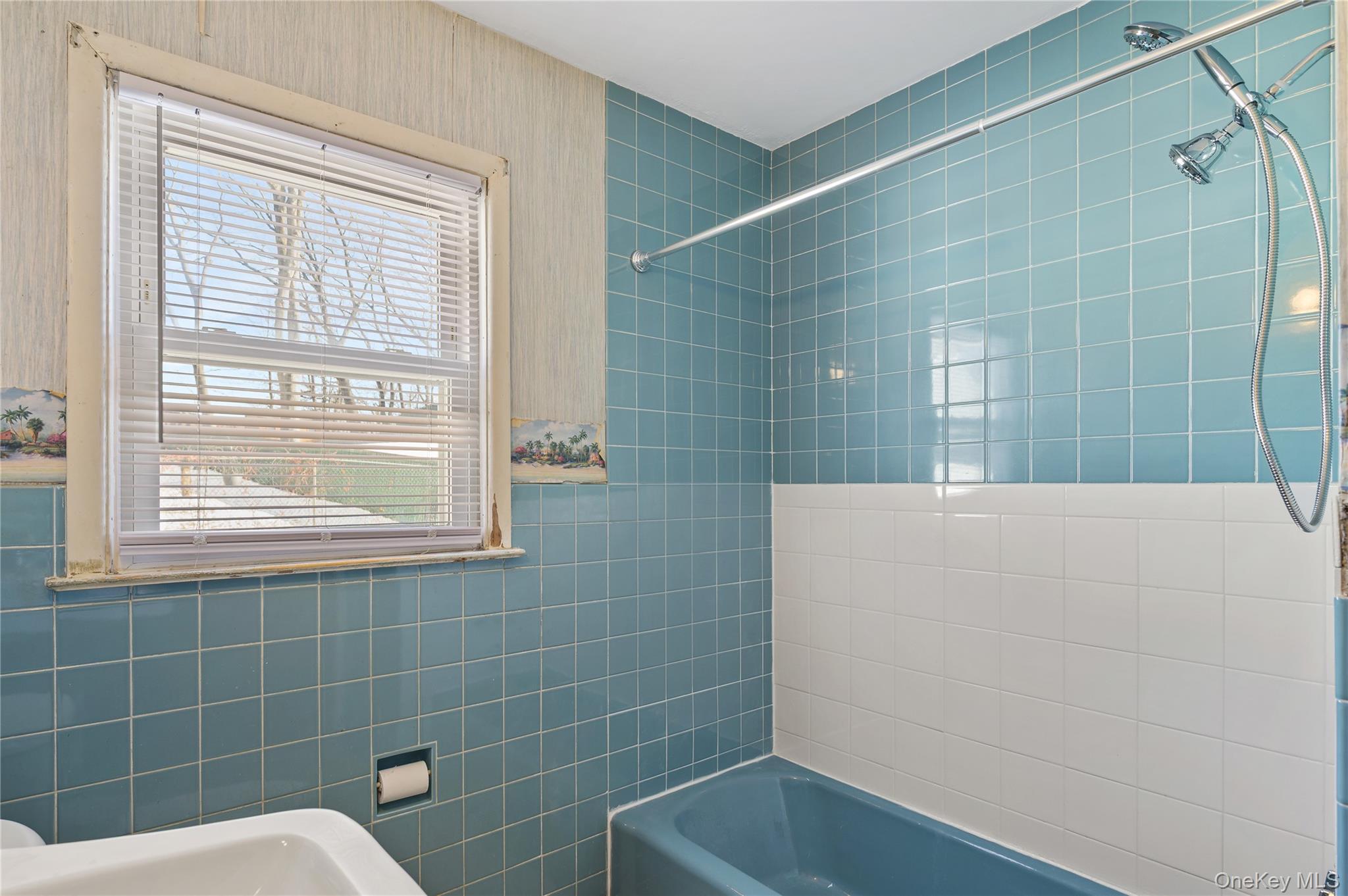 #17 photo, 285 Madison Avenue, Port Chester , NY 10573