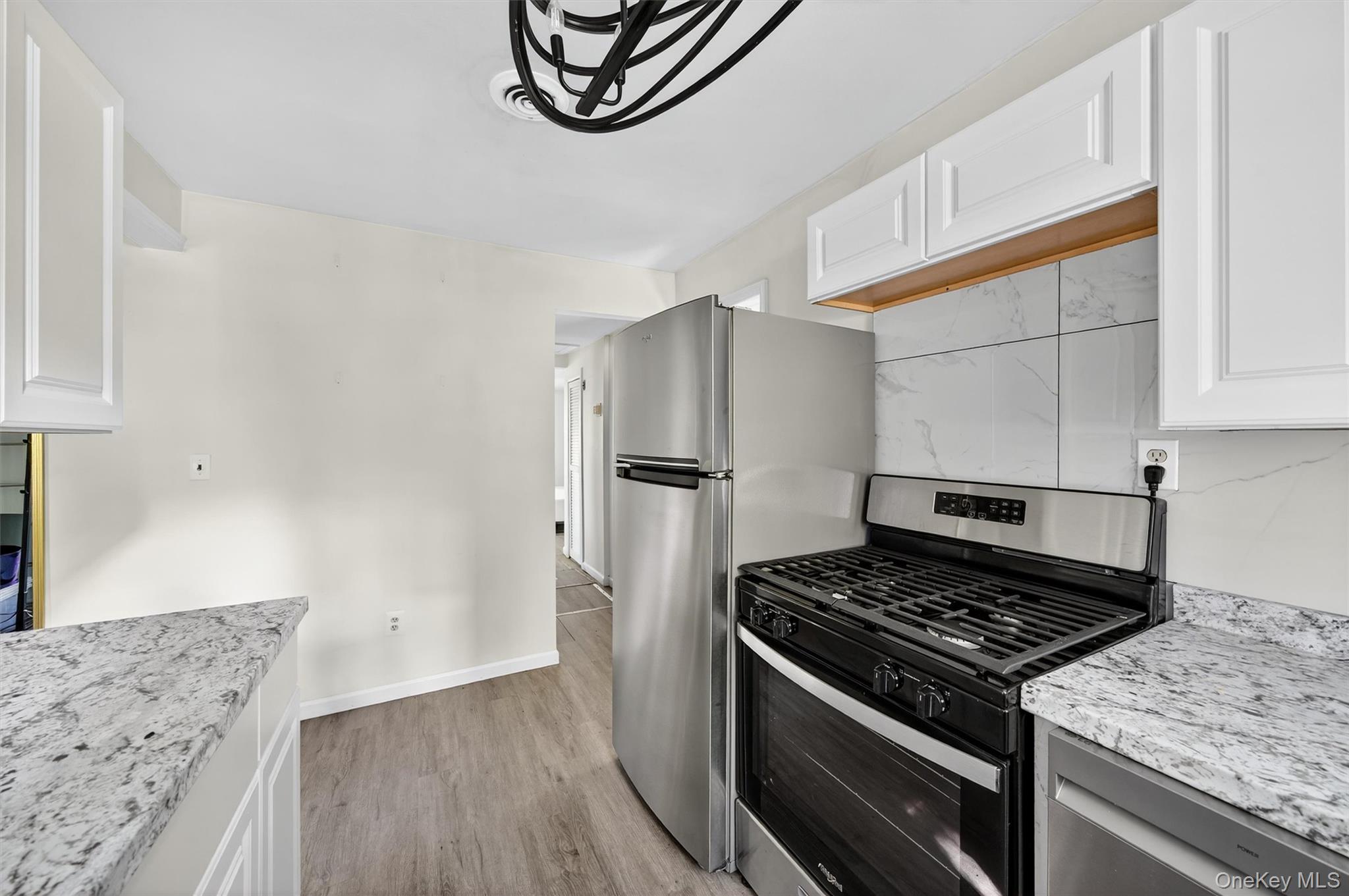 #12 photo, 17 Hide Away Lane, Bloomingburg , NY 12721