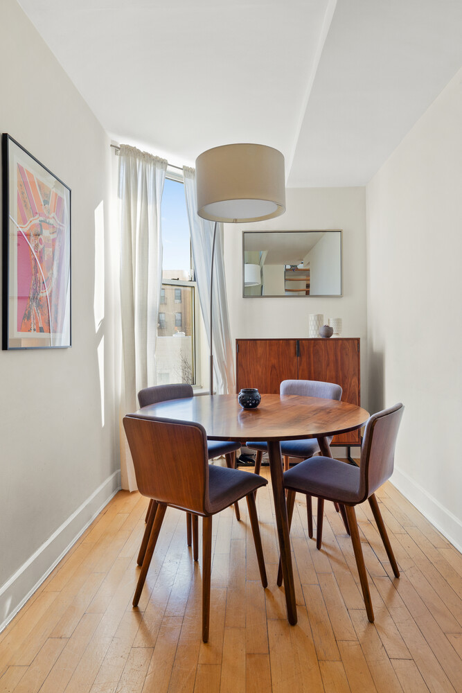 #6 photo, 63 CONSELYEA Street, Williamsburg , NY 11211