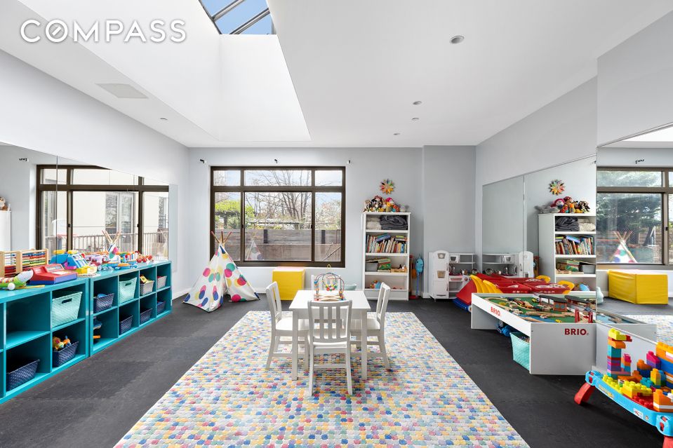 #19 photo, 500 4th Avenue, Gowanus , NY 11215