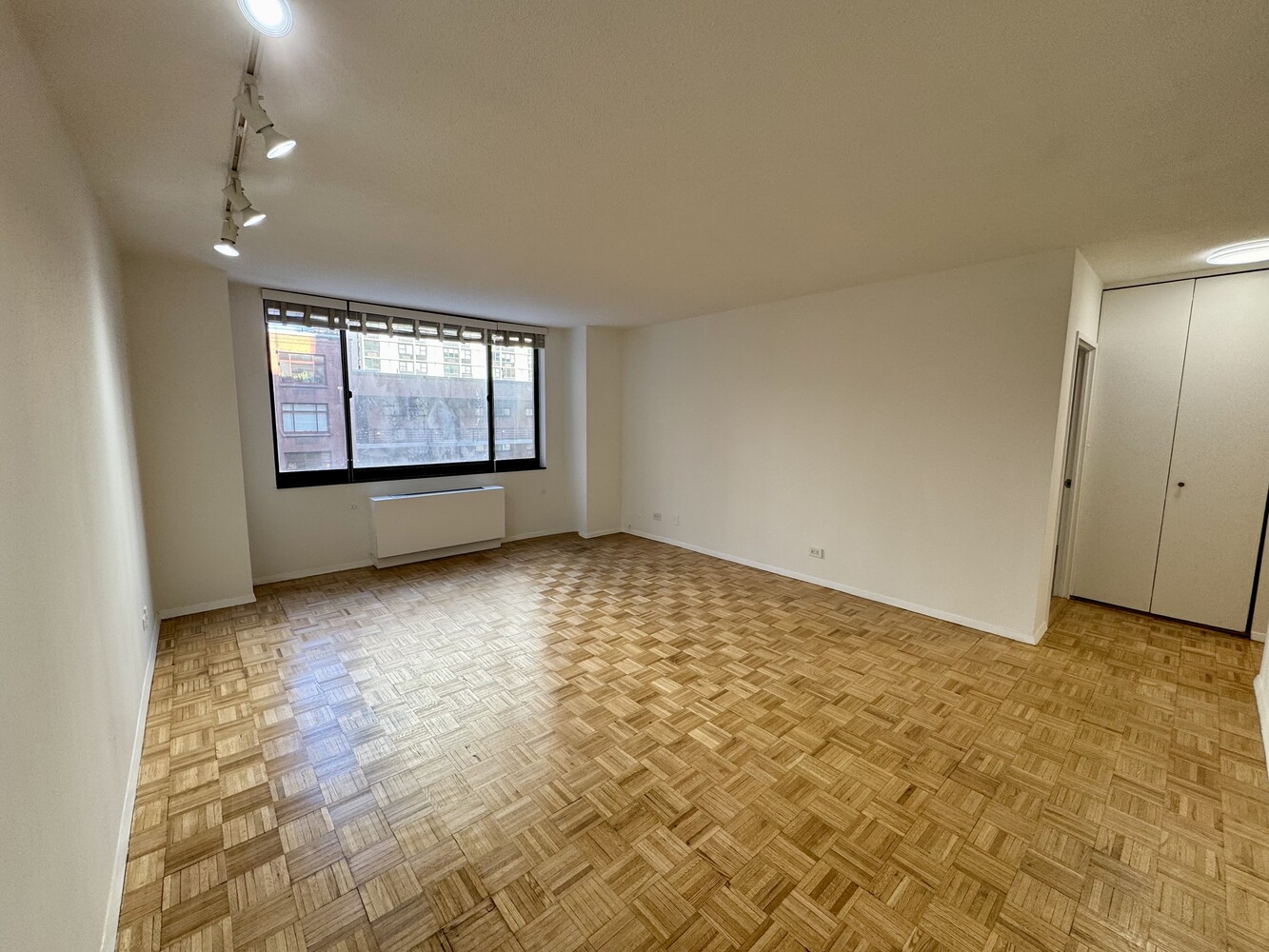 #4 photo, 377 RECTOR Place, Battery Park City , NY 10280