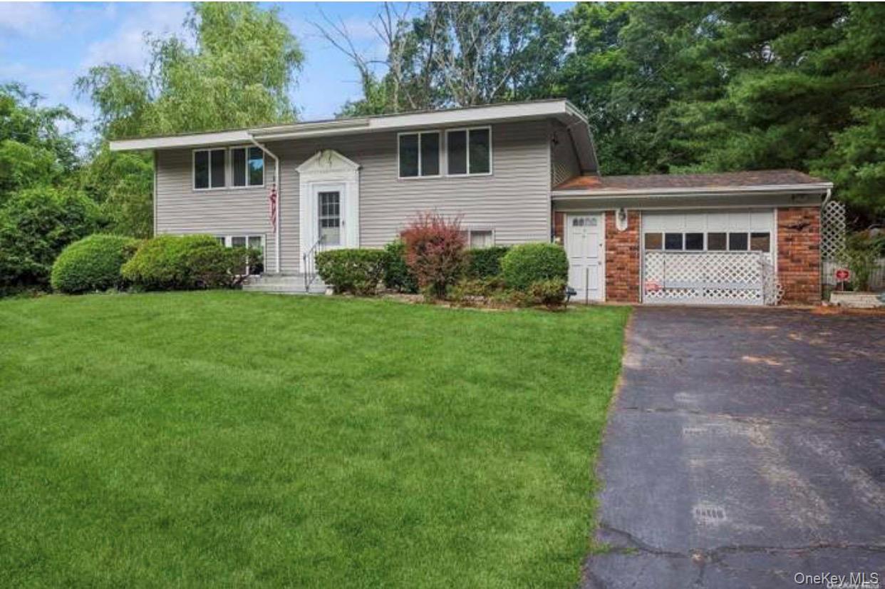 #1 photo, 12 Deer Lane, 롱 아일랜드 East Setauket , NY 11733