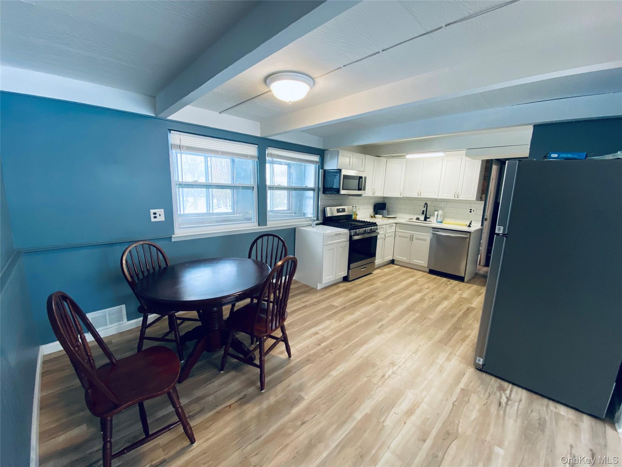 #6 photo, 12 Deer Lane, East Setauket , NY 11733