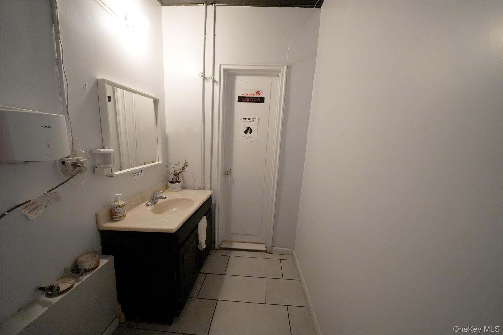 #12 photo, 116-17 Queens Boulevard, Forest Hills , NY 11375