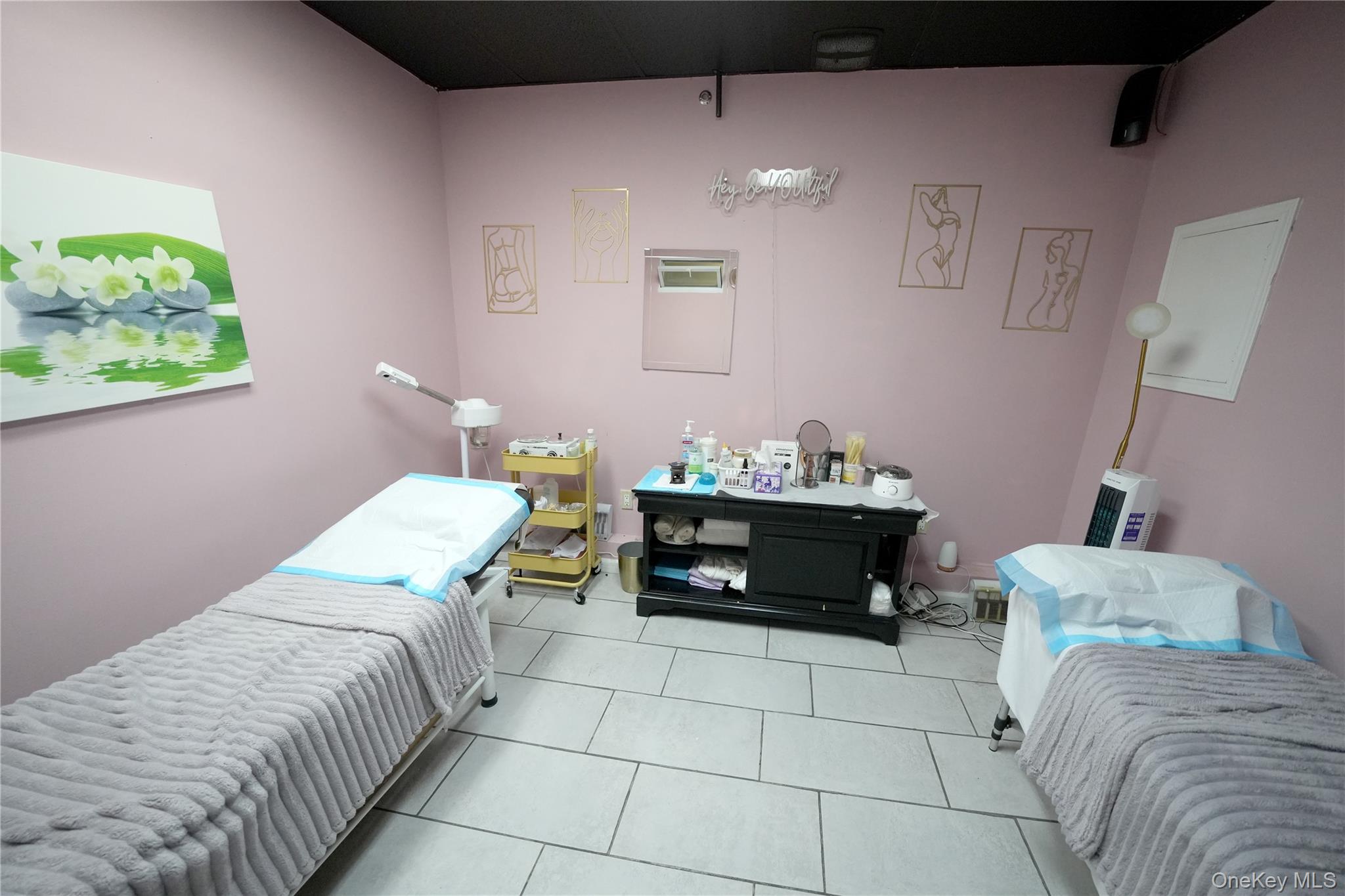 #17 photo, 116-17 Queens Boulevard, Forest Hills , NY 11375