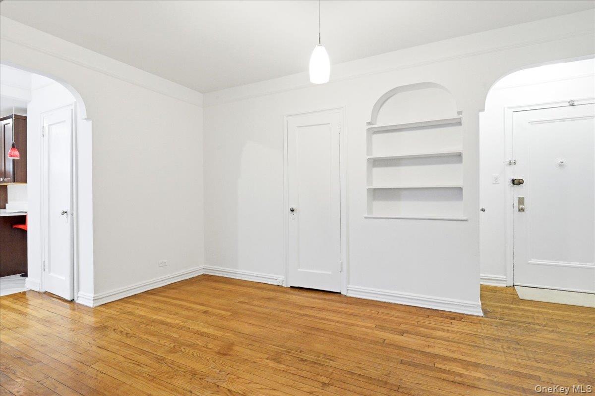 #14 photo, 111-39 76th Road, Forest Hills , NY 11375