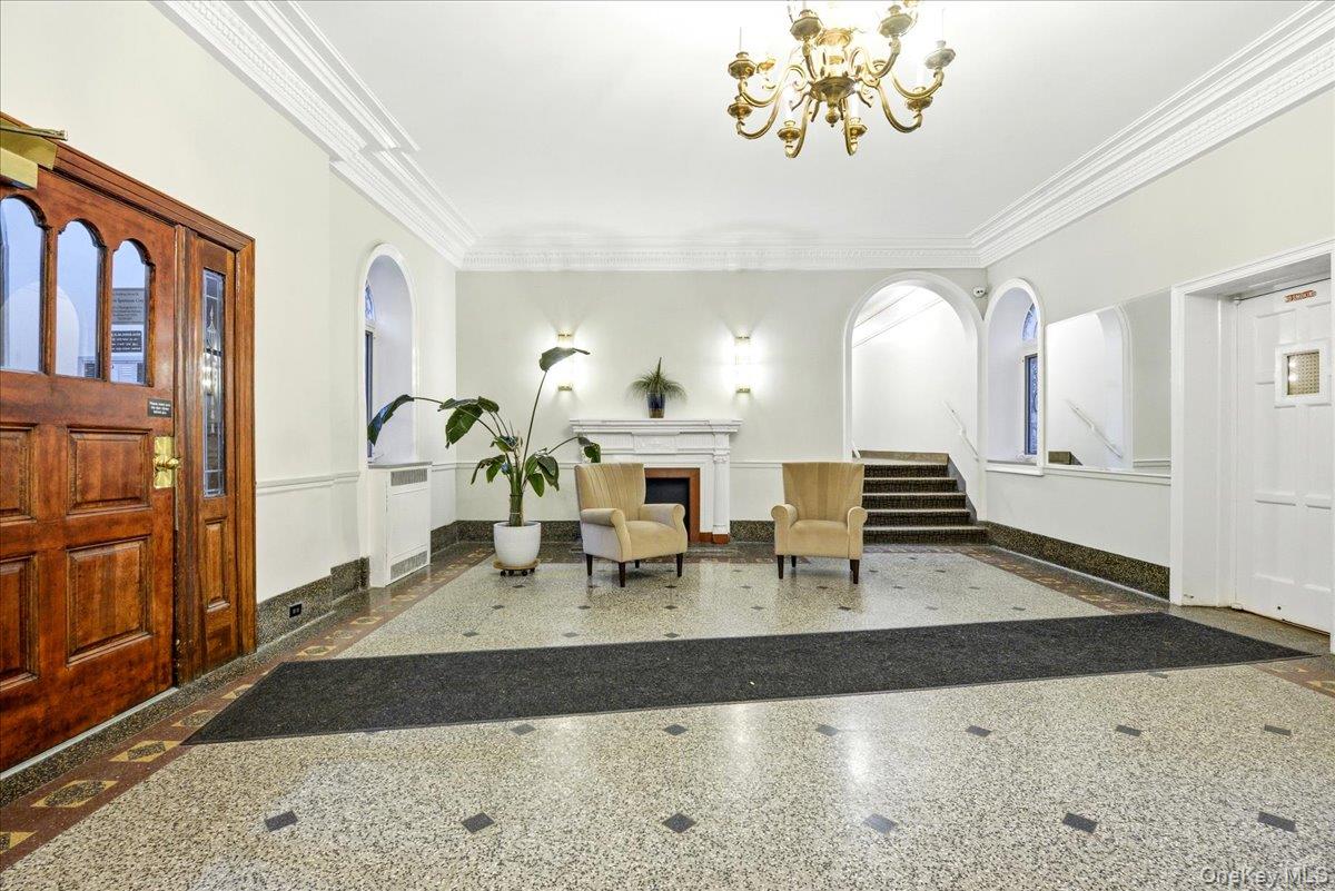 #3 photo, 111-39 76th Road, Forest Hills , NY 11375