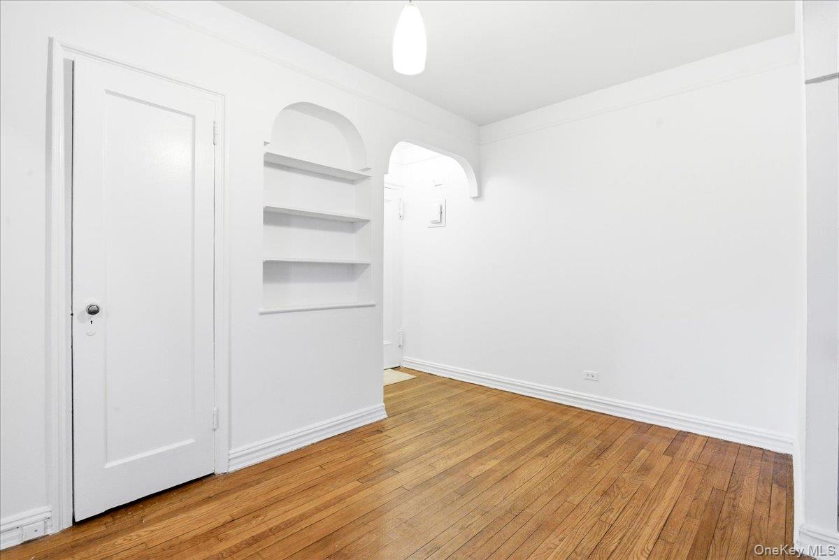 #6 photo, 111-39 76th Road, Forest Hills , NY 11375