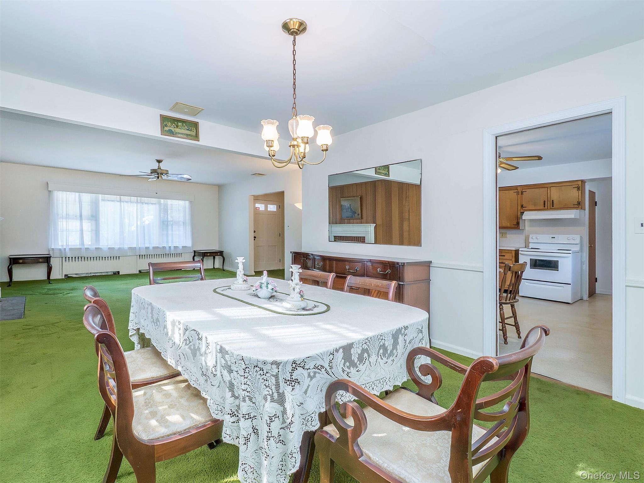 #10 photo, 856 Glen Cove Avenue, नासाउ काउंटी Glen Head , NY 11545