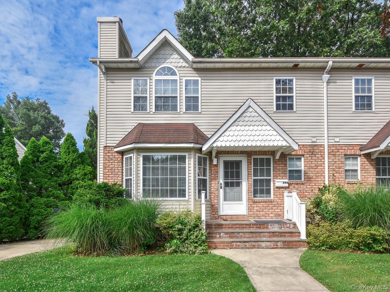 #1 photo, 49 Ashwood Road Apt A, Port Washington , NY 11050