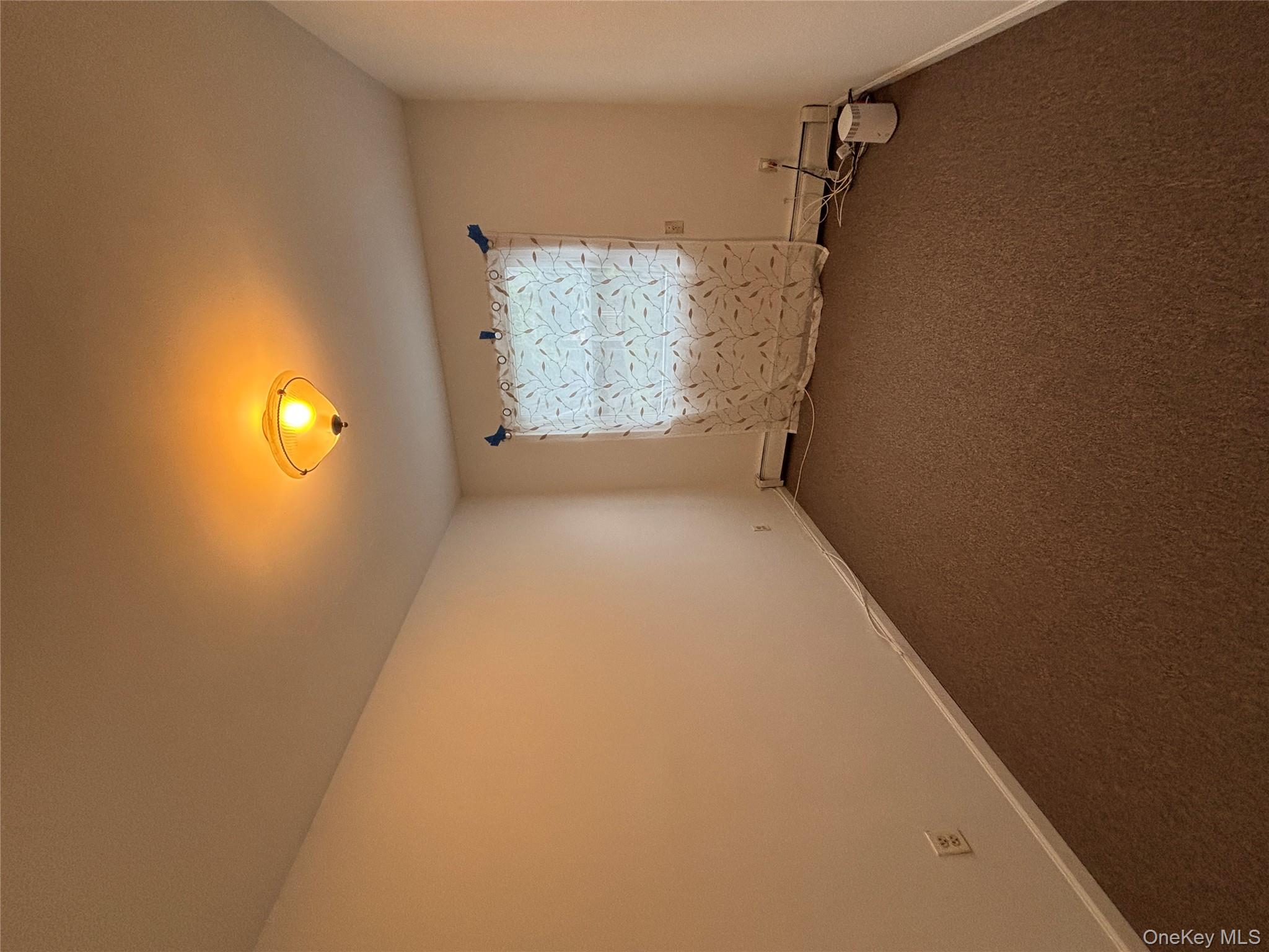 #20 photo, 174-17 129TH AVE, Куинс ‖ Baisley Park , NY 11434