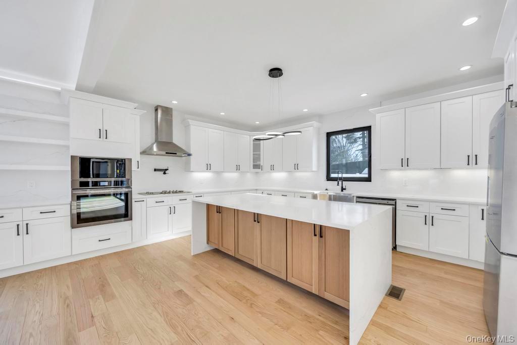 #12 photo, 45 Ramble Lane, Levittown , NY 11756