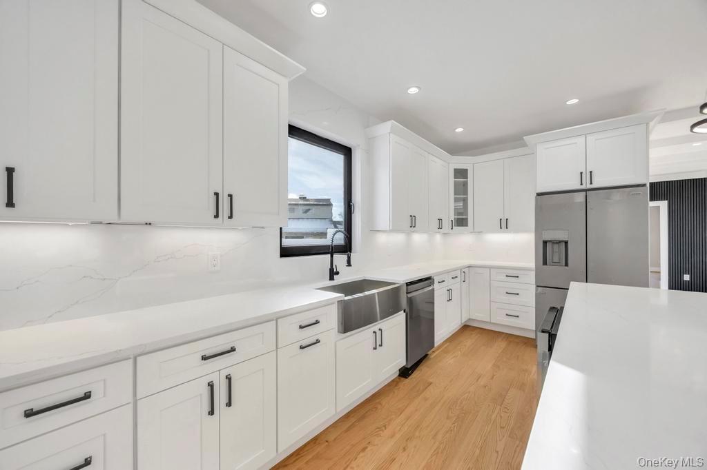 #14 photo, 45 Ramble Lane, Levittown , NY 11756