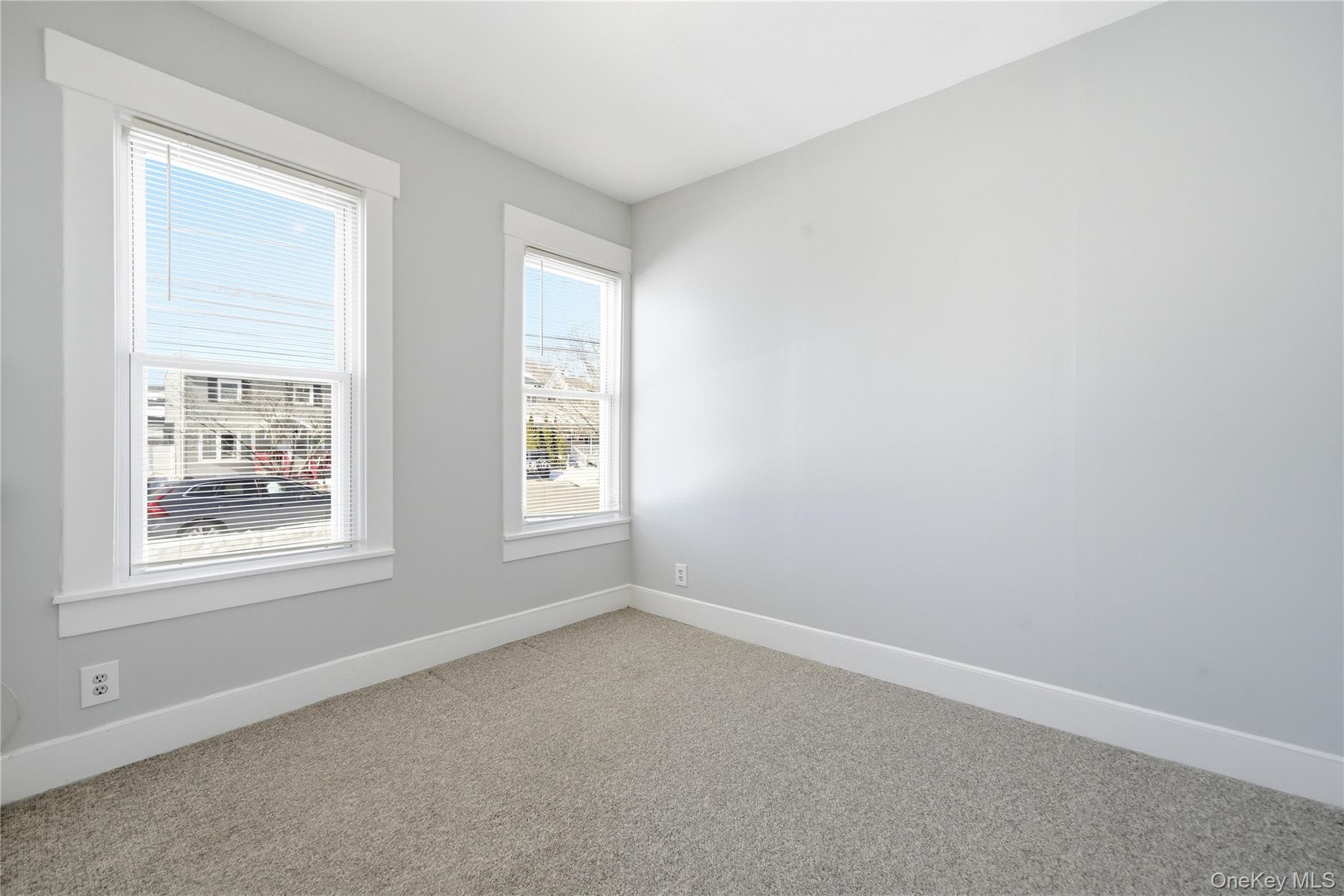 #17 photo, 163 Ketcham Avenue, 东长岛 Amityville , NY 11701