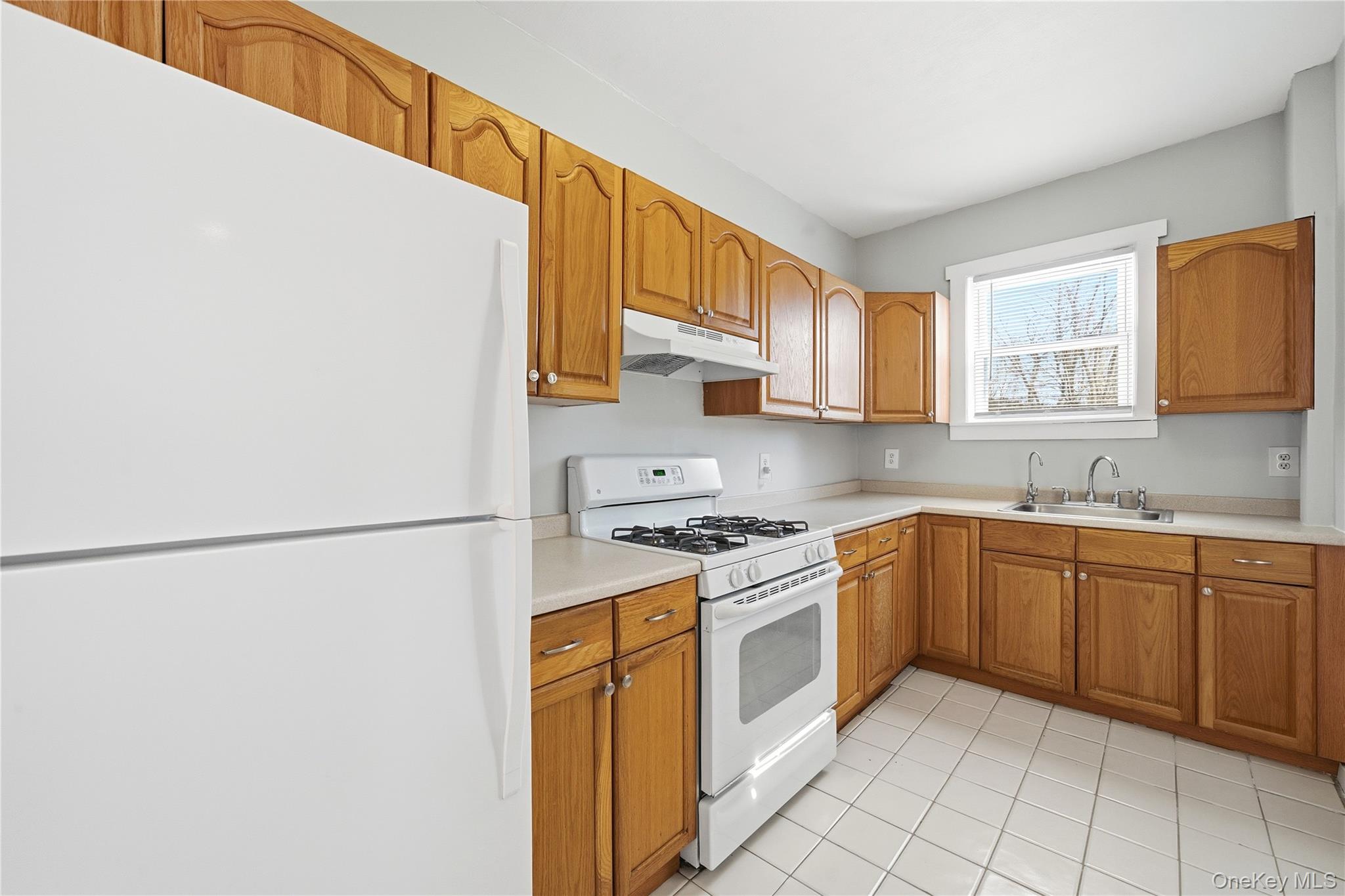 #19 photo, 163 Ketcham Avenue, 东长岛 Amityville , NY 11701