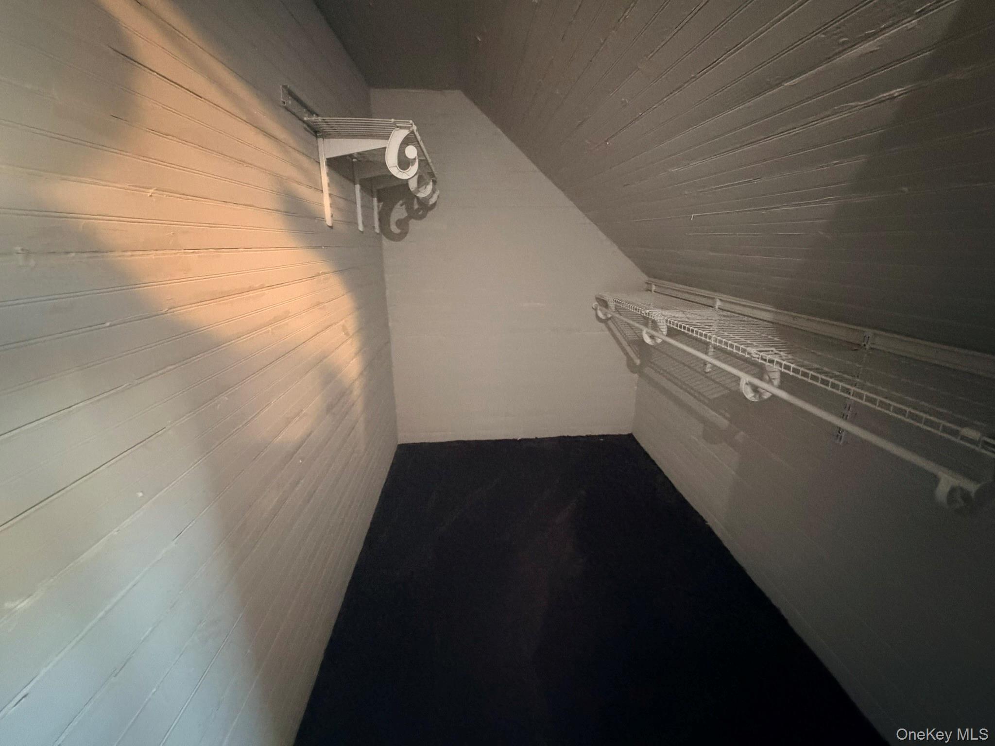 #4 photo, 1924 Commonwealth Avenue, Merrick , NY 11566