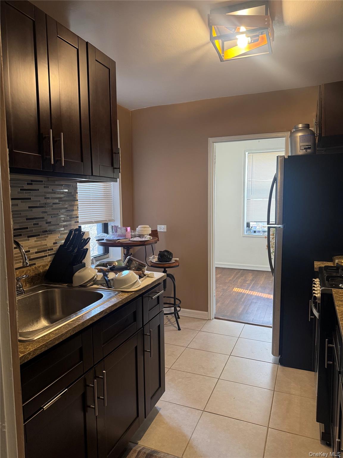 #11 photo, 37-27 86th Street, كوينز Jackson Heights , NY 11372