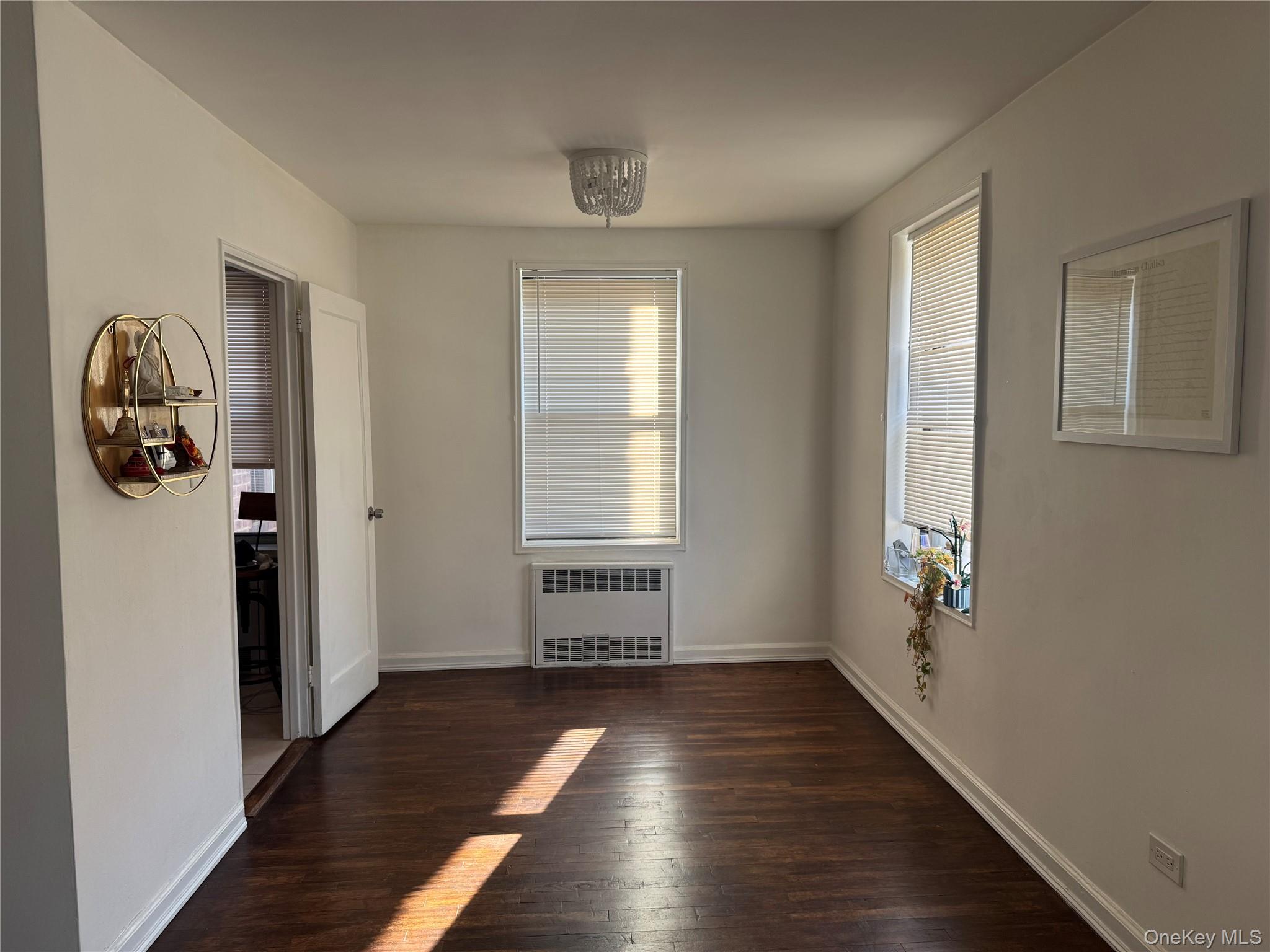 #14 photo, 37-27 86th Street, كوينز Jackson Heights , NY 11372