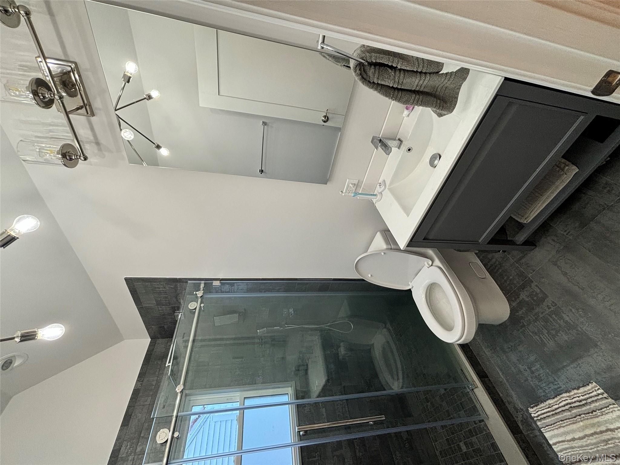 #7 photo, 50-37 195 St, Куинс ‖ Fresh Meadows , NY 11365