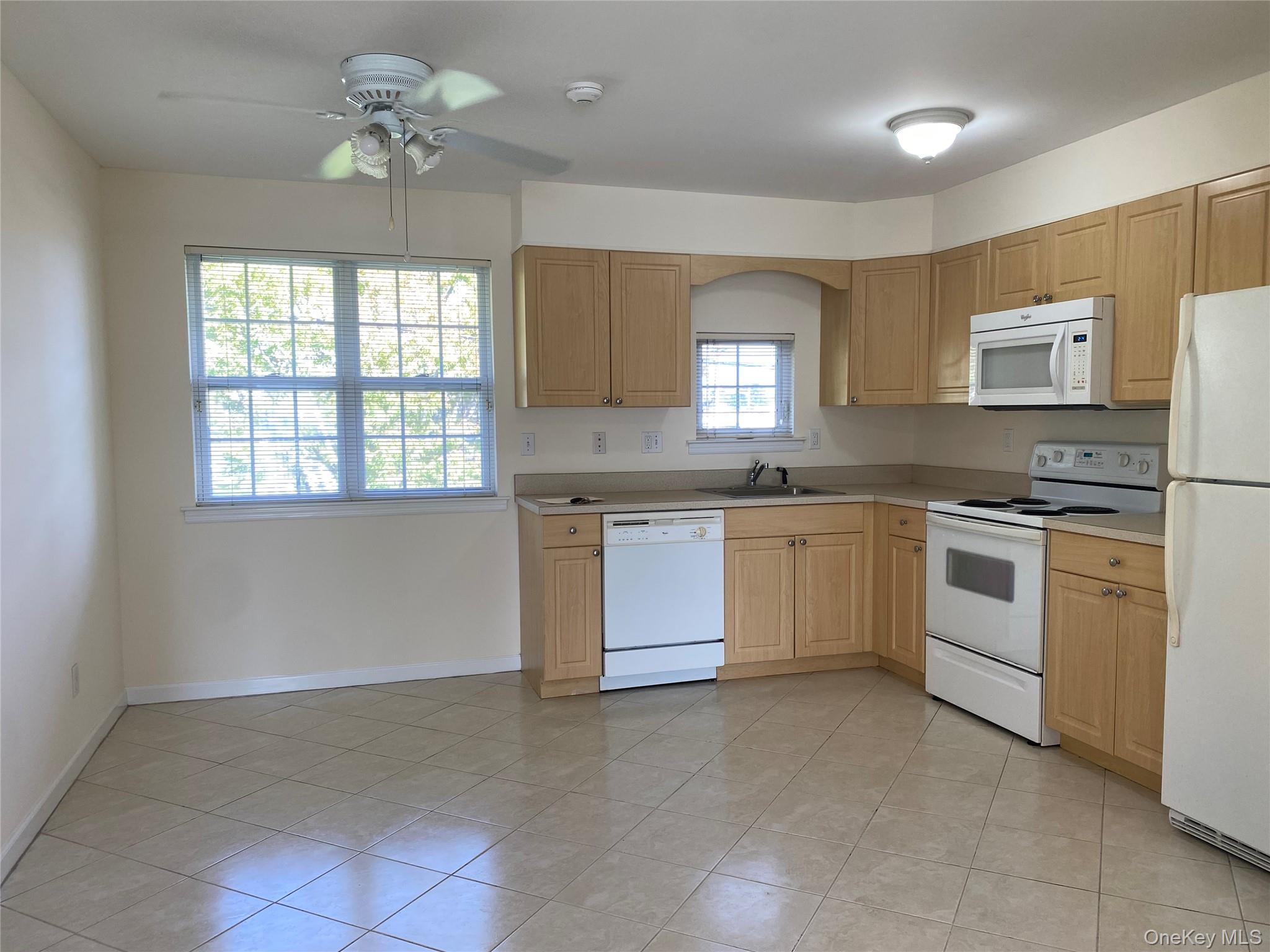 #2 photo, 7 Dominick Court, Lindenhurst , NY 11757