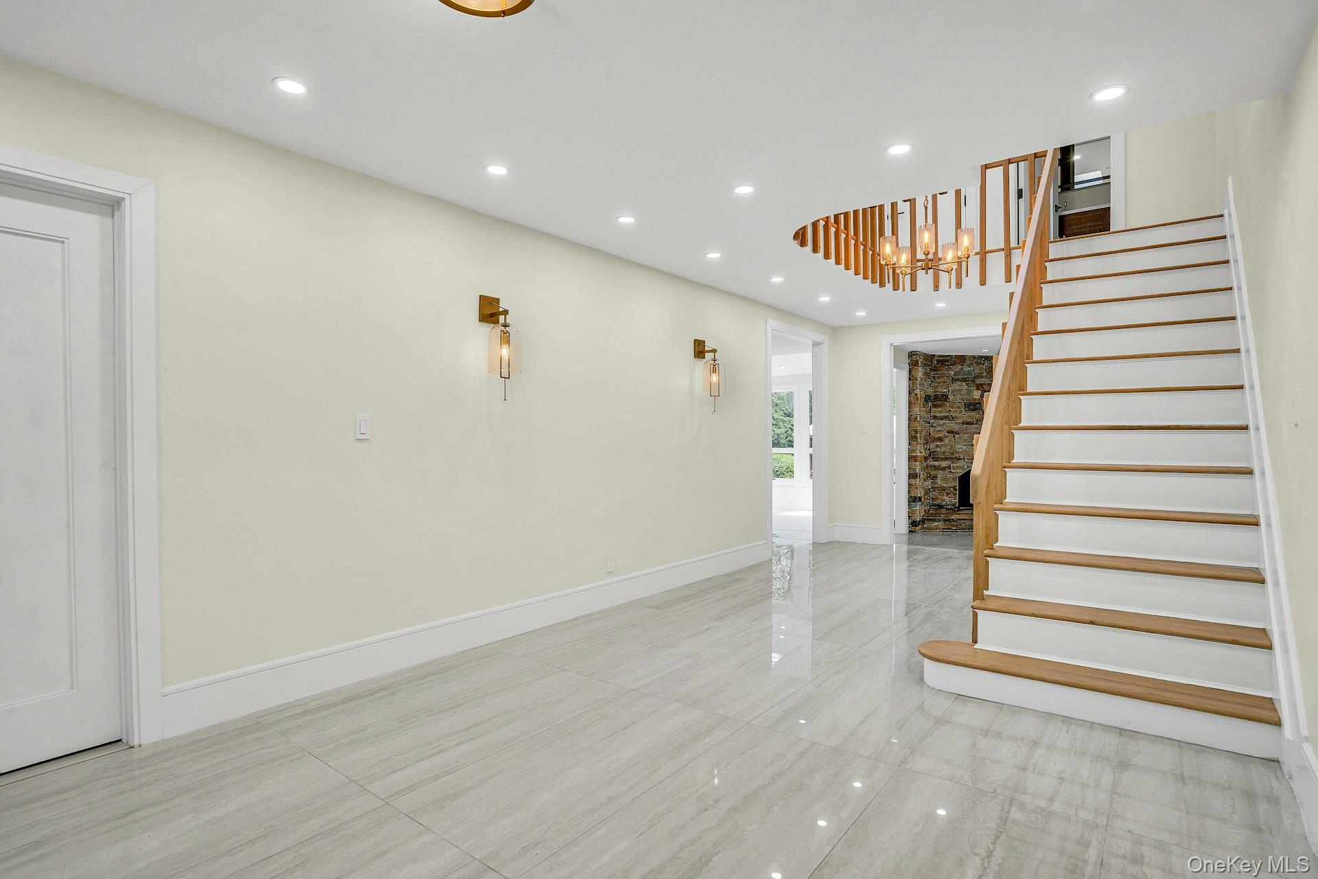 #8 photo, 7 McCulloch Drive, Dix Hills , NY 11746