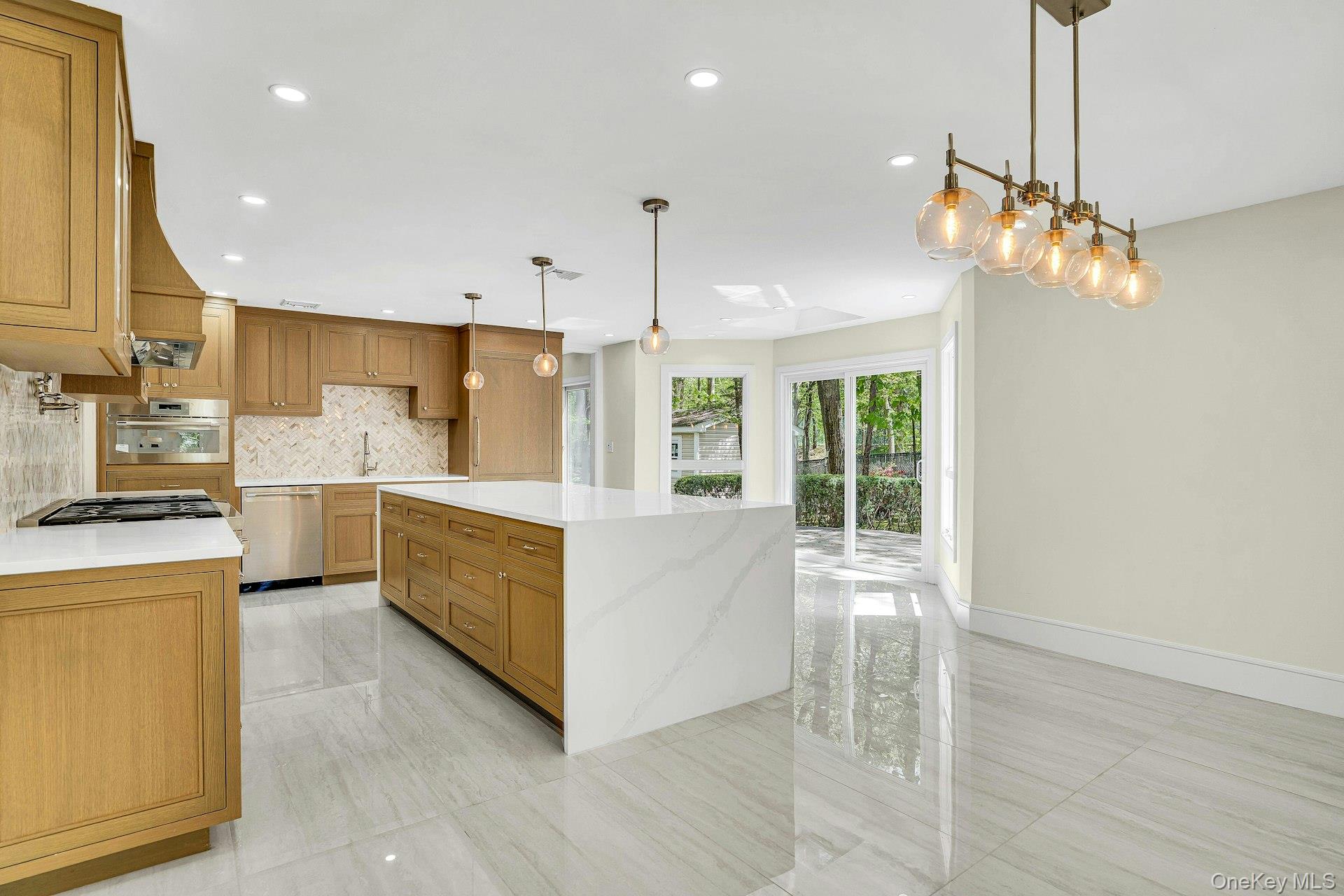 #9 photo, 7 McCulloch Drive, Dix Hills , NY 11746