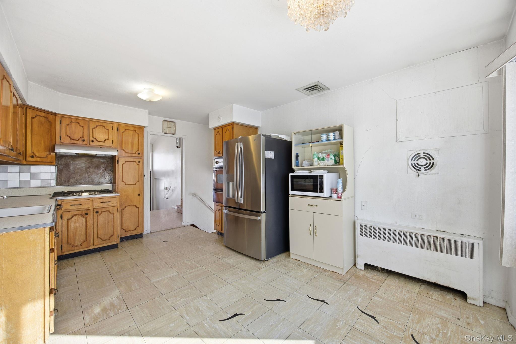 #10 photo, 87 Executive Drive, Нассау ‖ New Hyde Park , NY 11040