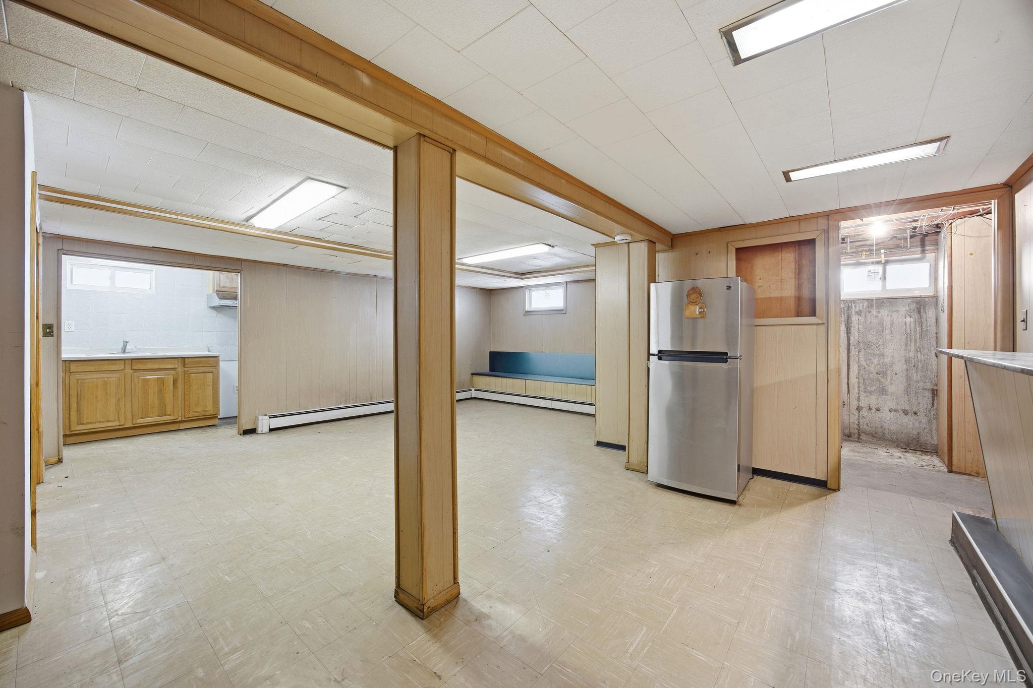 #20 photo, 87 Executive Drive, Нассау ‖ New Hyde Park , NY 11040