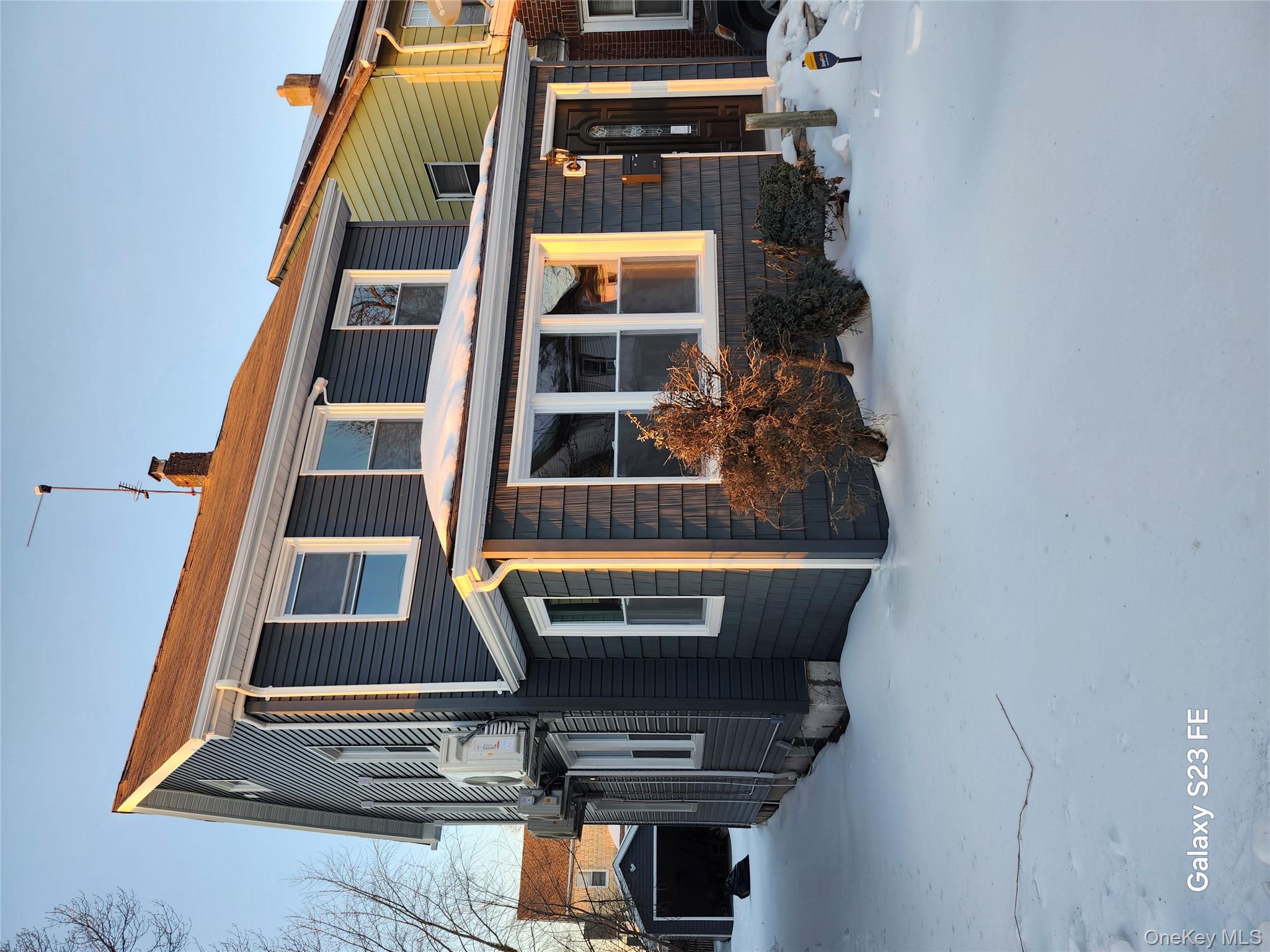 #1 photo, 191-33 114th Road, कुईंस Saint Albans , NY 11412