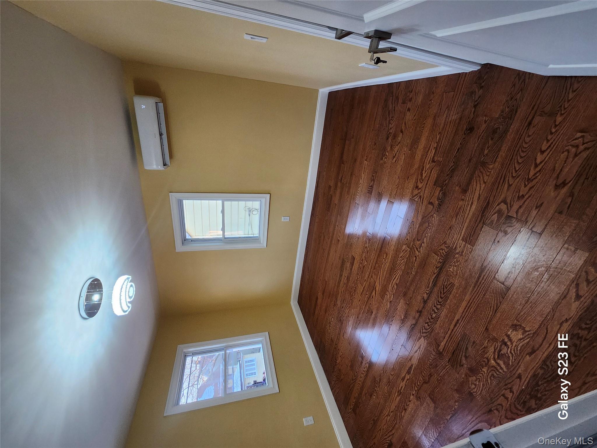 #8 photo, 191-33 114th Road, कुईंस Saint Albans , NY 11412