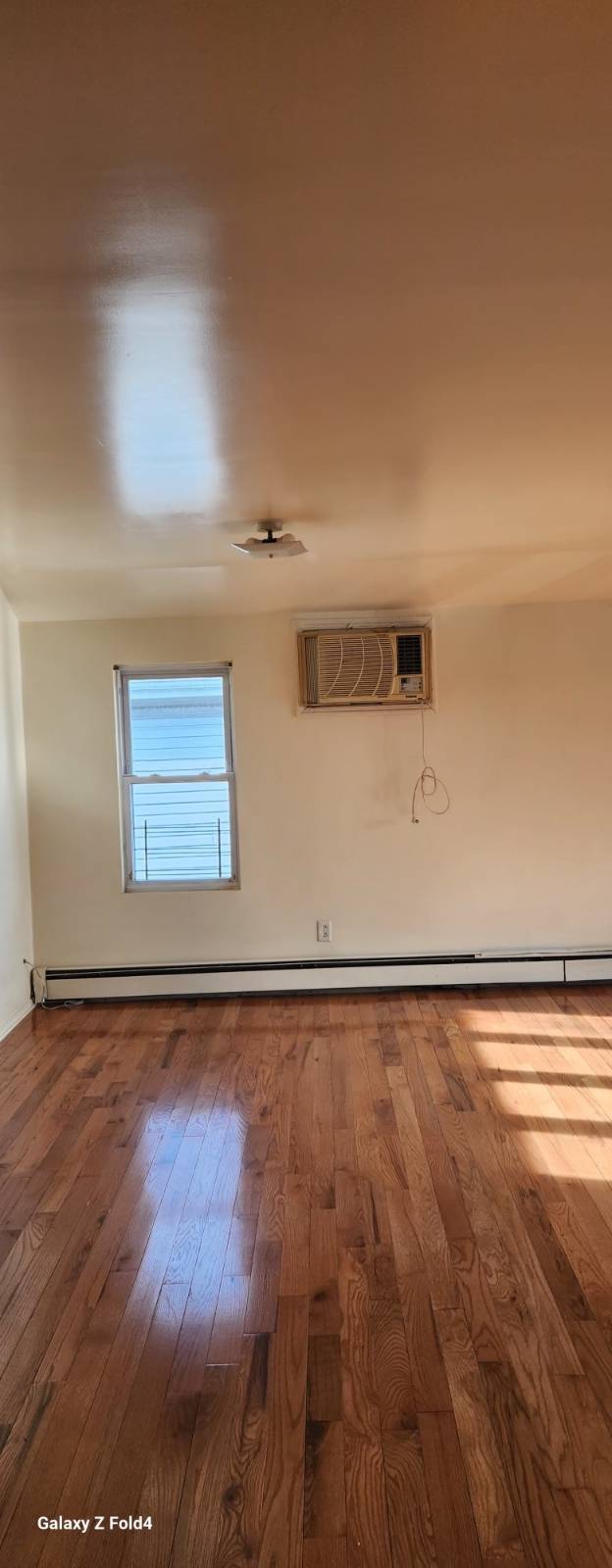 #3 photo, 245-09 148 Rd, Rosedale , NY 11422