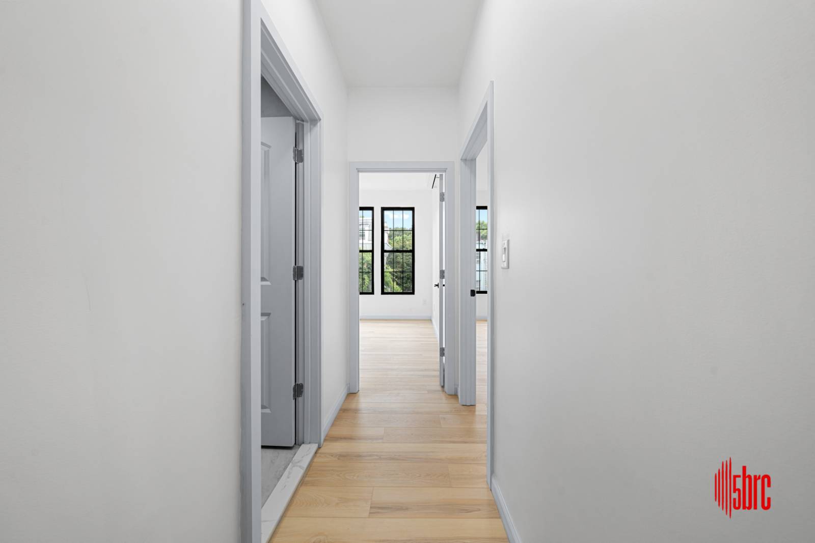 #14 photo, 1058 Jefferson Ave, Bushwick , NY 11221