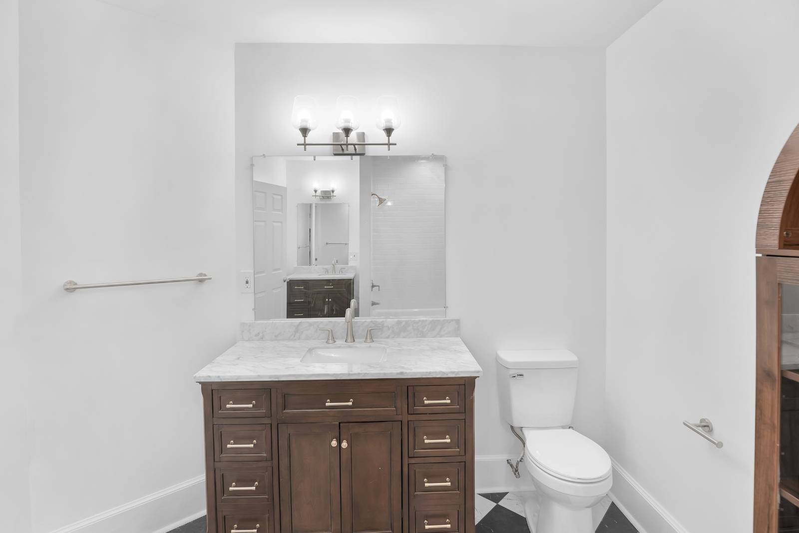 #20 photo, 137 Front Sreet, #311, 紐約州 Schenectady , NY 12303