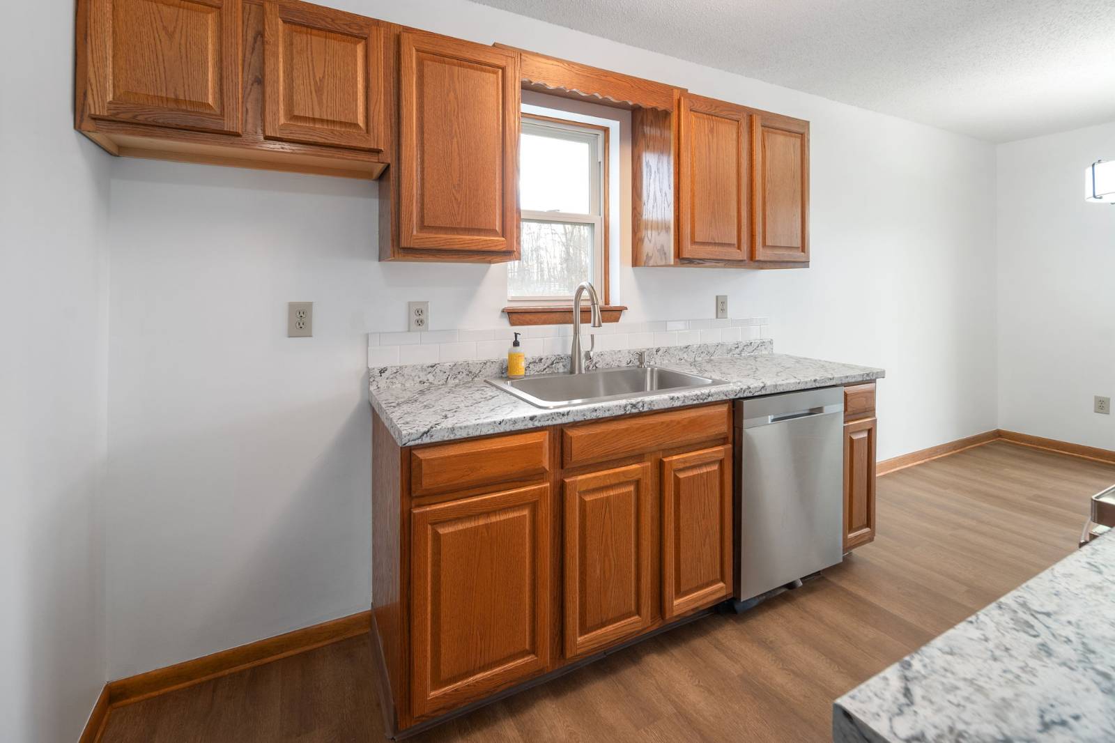 #16 photo, 1911 Cambridge Manor Drive, 紐約州 Schenectady , NY 12302