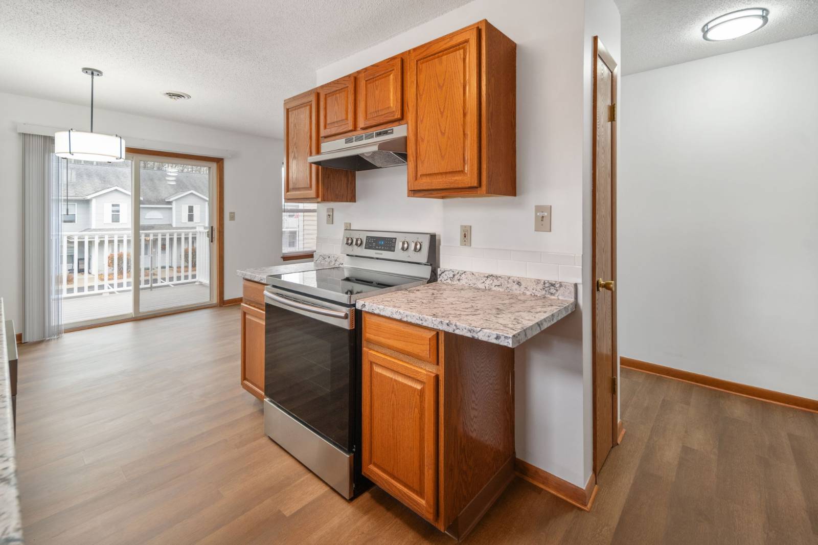 #17 photo, 1911 Cambridge Manor Drive, 紐約州 Schenectady , NY 12302