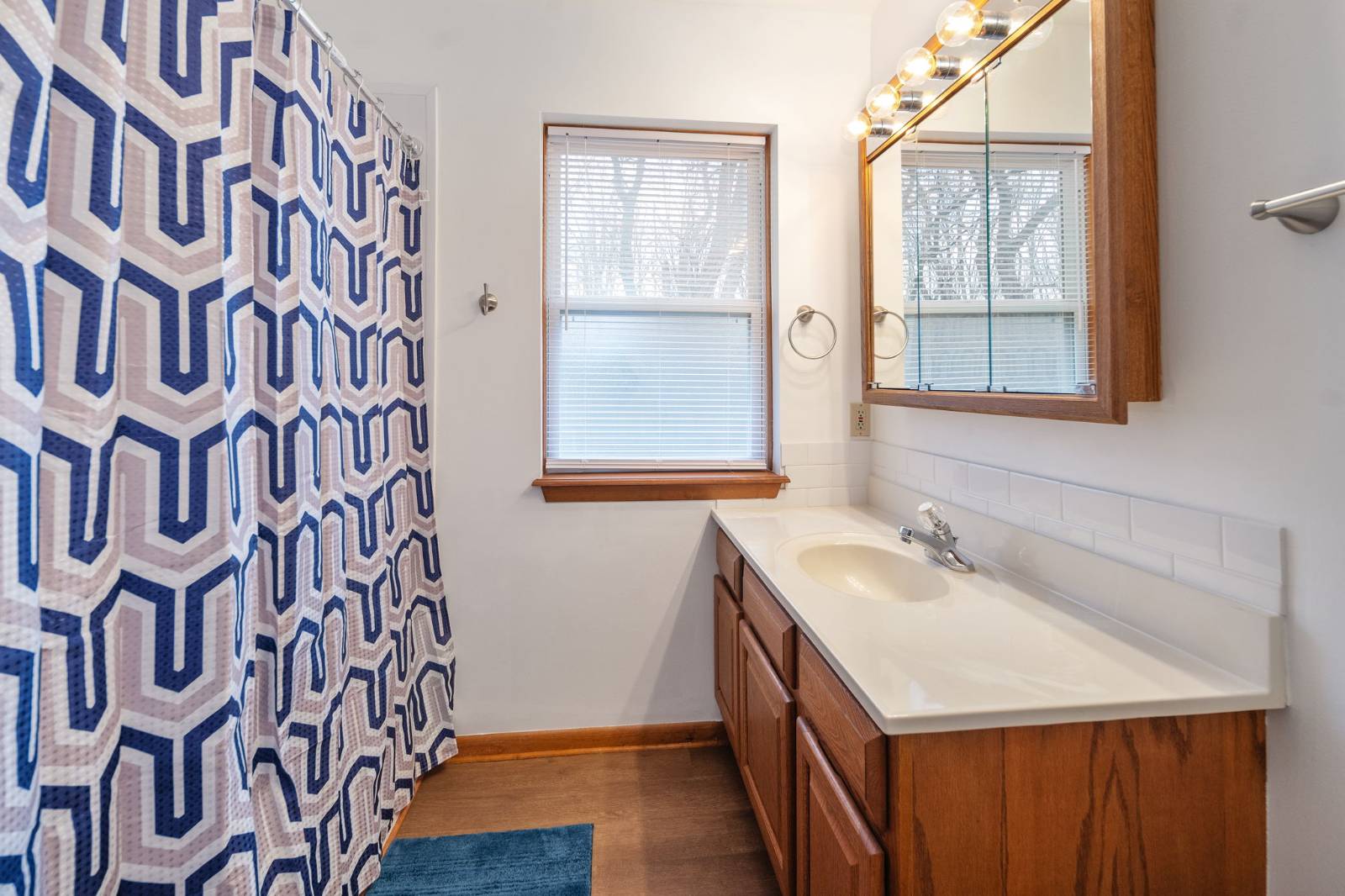 #21 photo, 1911 Cambridge Manor Drive, 紐約州 Schenectady , NY 12302