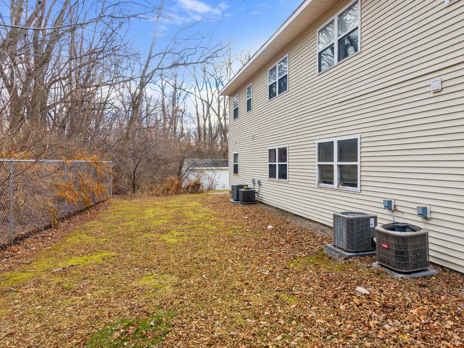 #27 photo, 1911 Cambridge Manor Drive, 紐約州 Schenectady , NY 12302