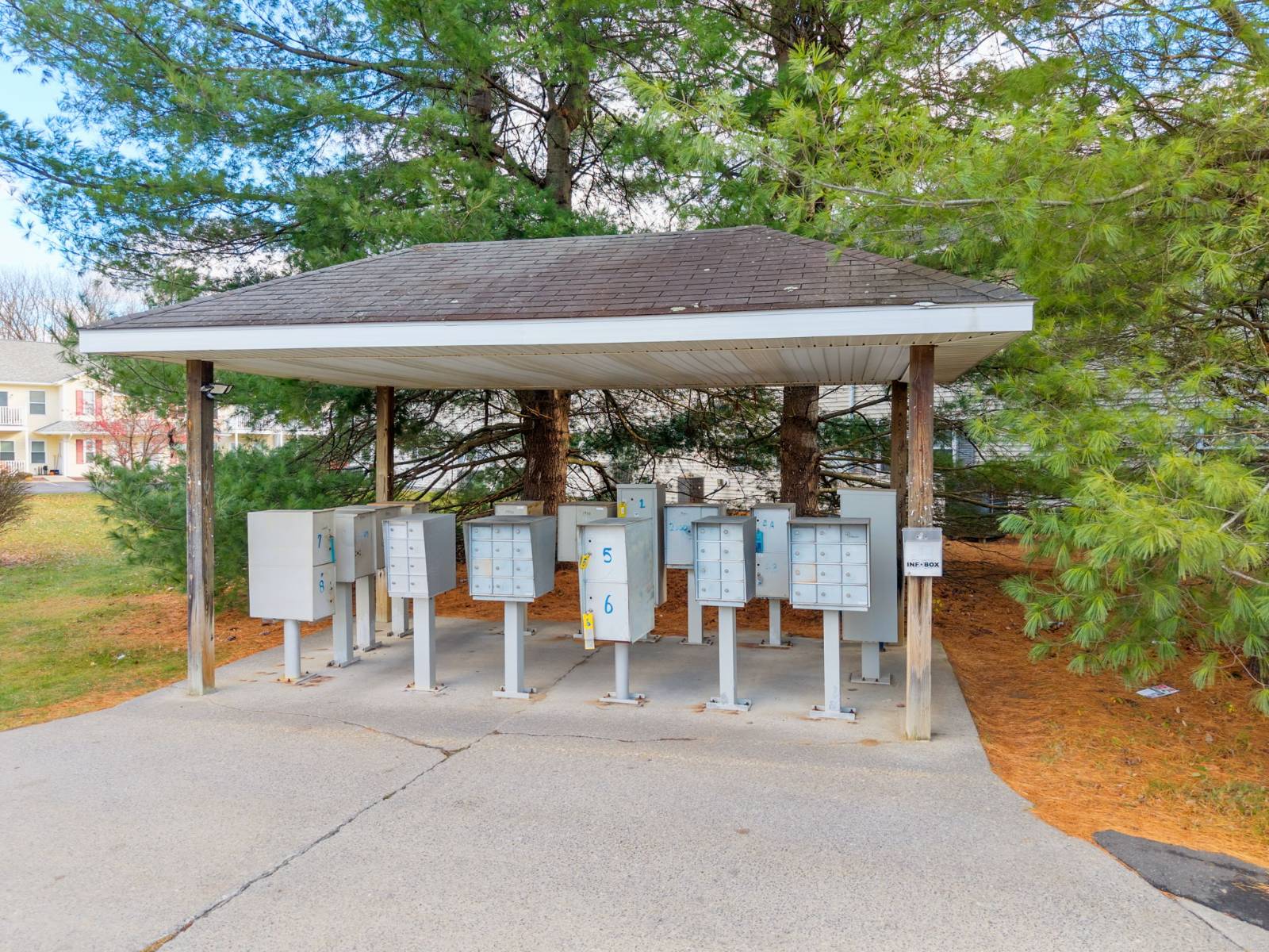 #33 photo, 1911 Cambridge Manor Drive, 紐約州 Schenectady , NY 12302