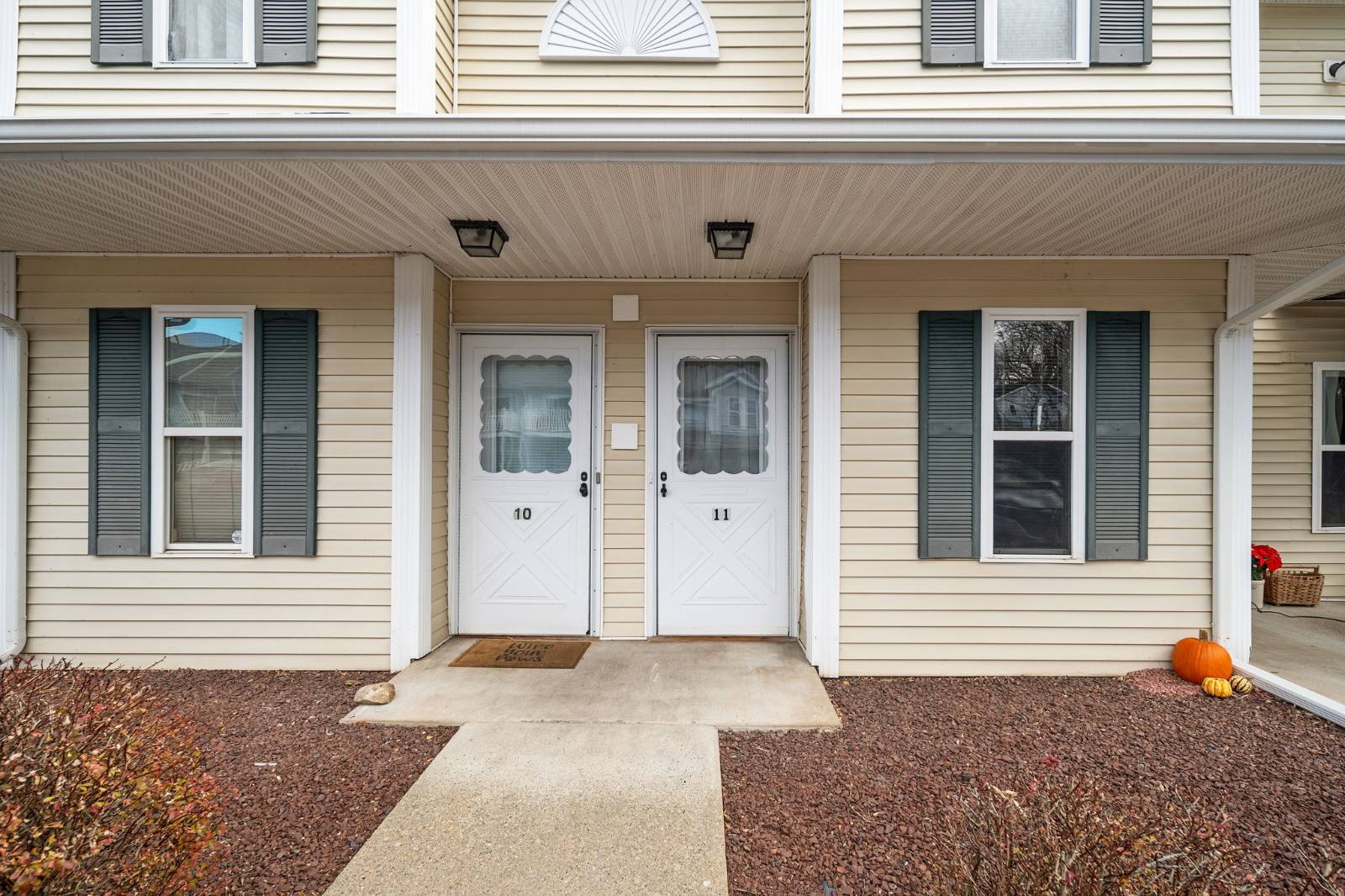 #4 photo, 1911 Cambridge Manor Drive, 紐約州 Schenectady , NY 12302