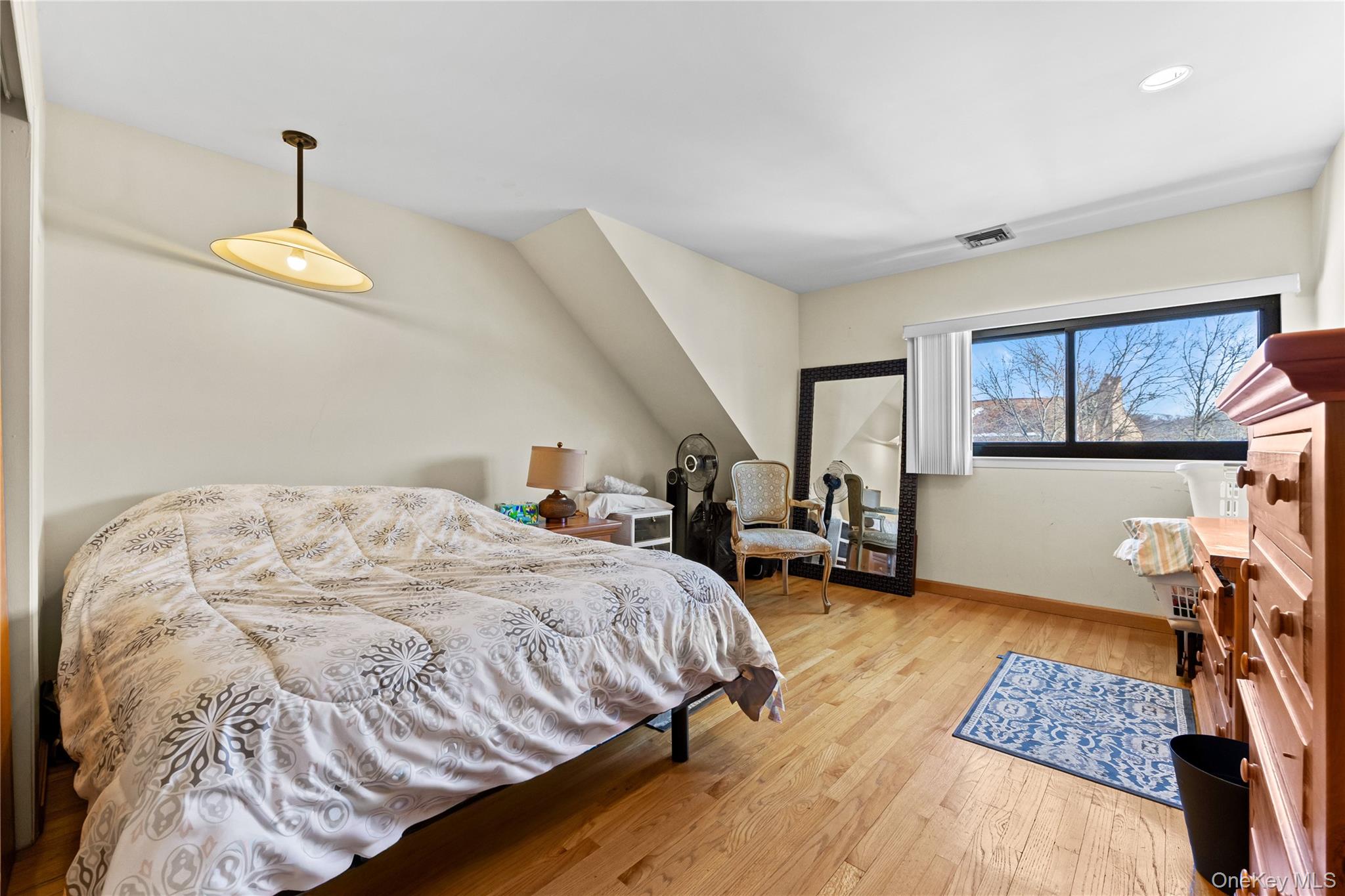 #13 photo, 4 John Bean Court, Port Washington , NY 11050