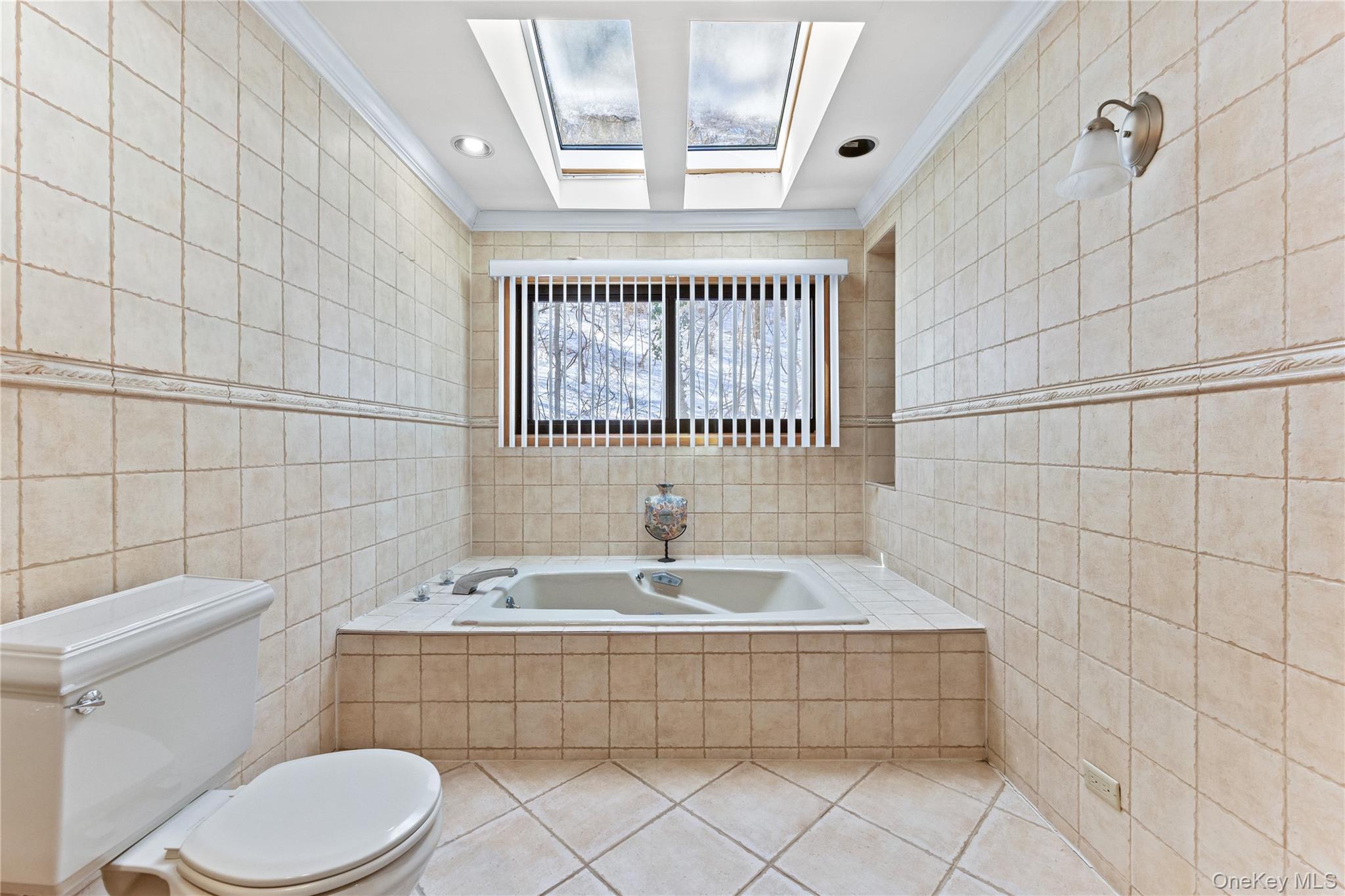 #19 photo, 4 John Bean Court, Port Washington , NY 11050