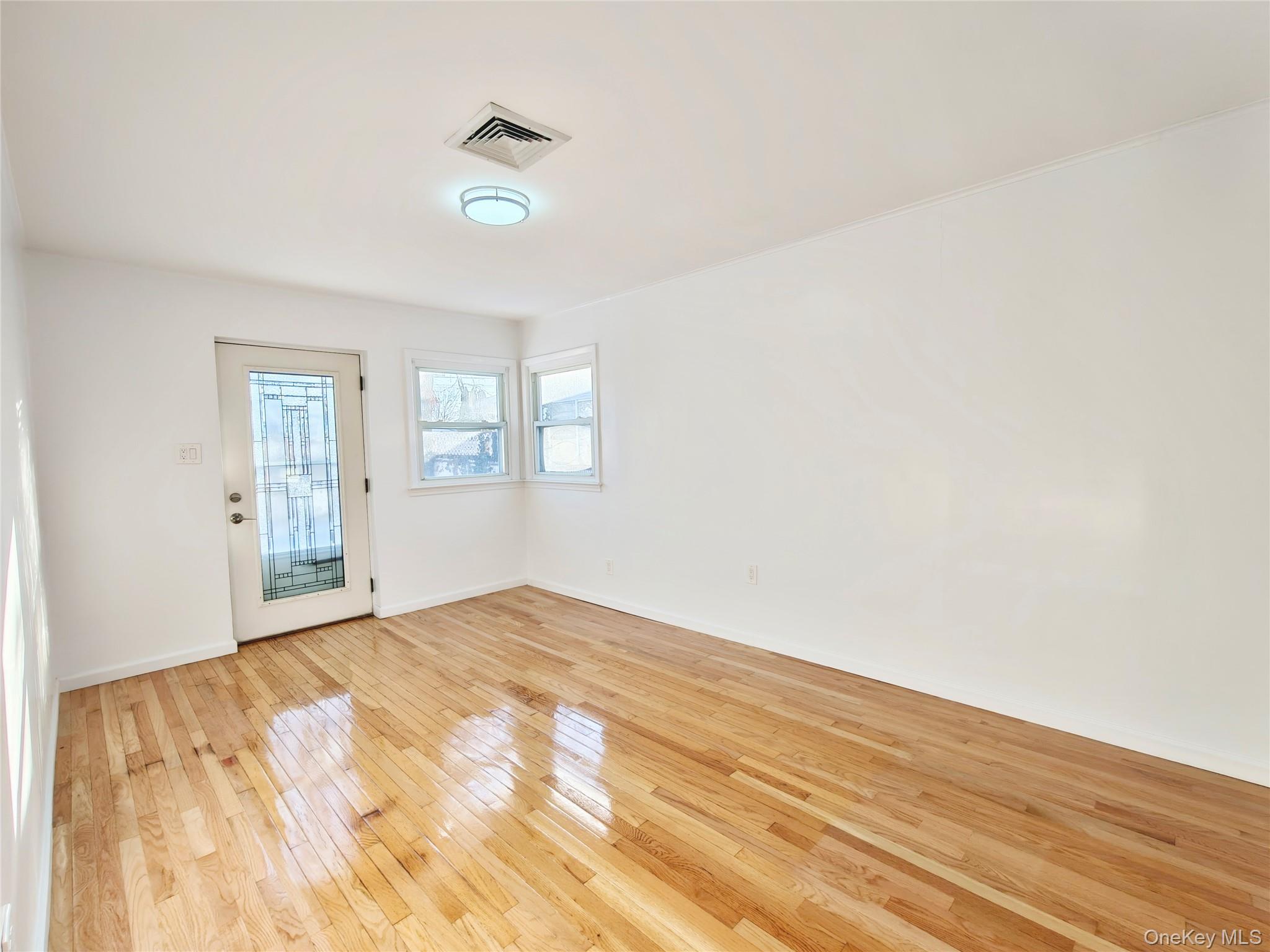 #15 photo, 151-28 24th Rd Road, Whitestone , NY 11357