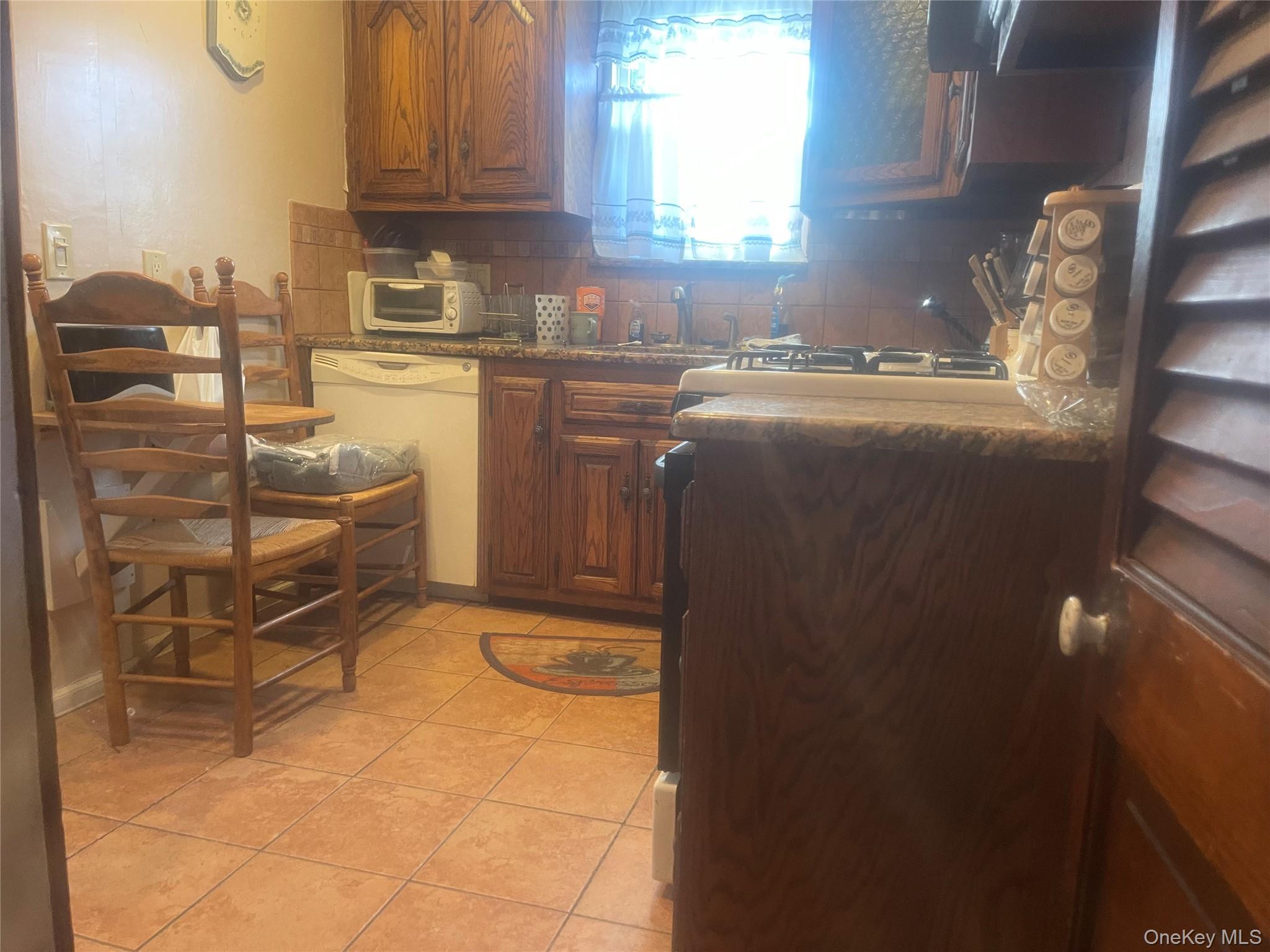 #14 photo, 22 Eton Street, Valley Stream , NY 11581