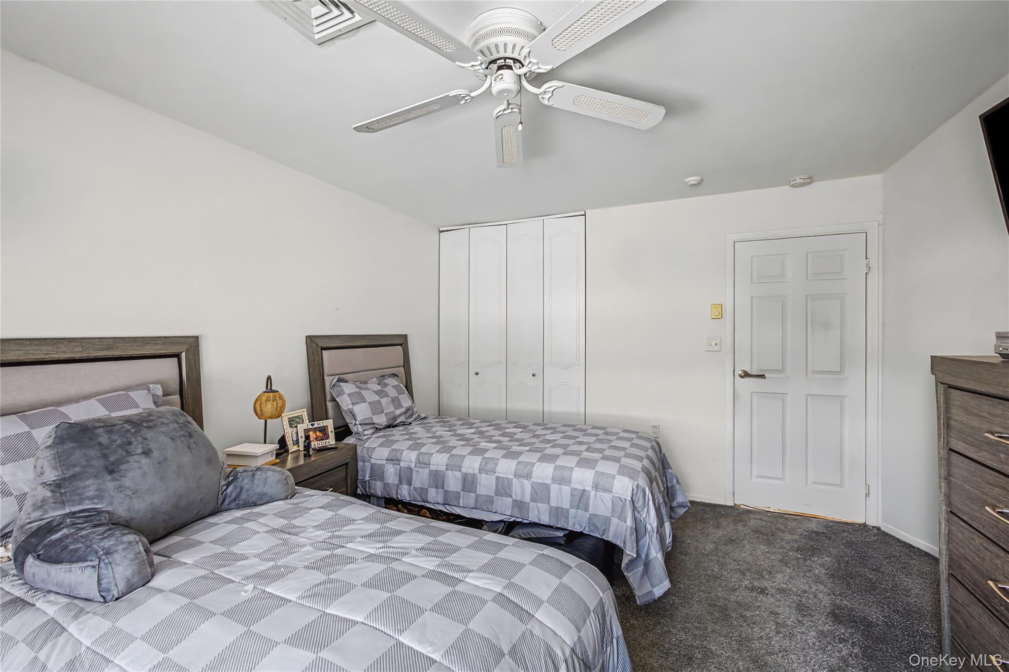 #16 photo, 230 Blackpool Court, Ridge , NY 11961