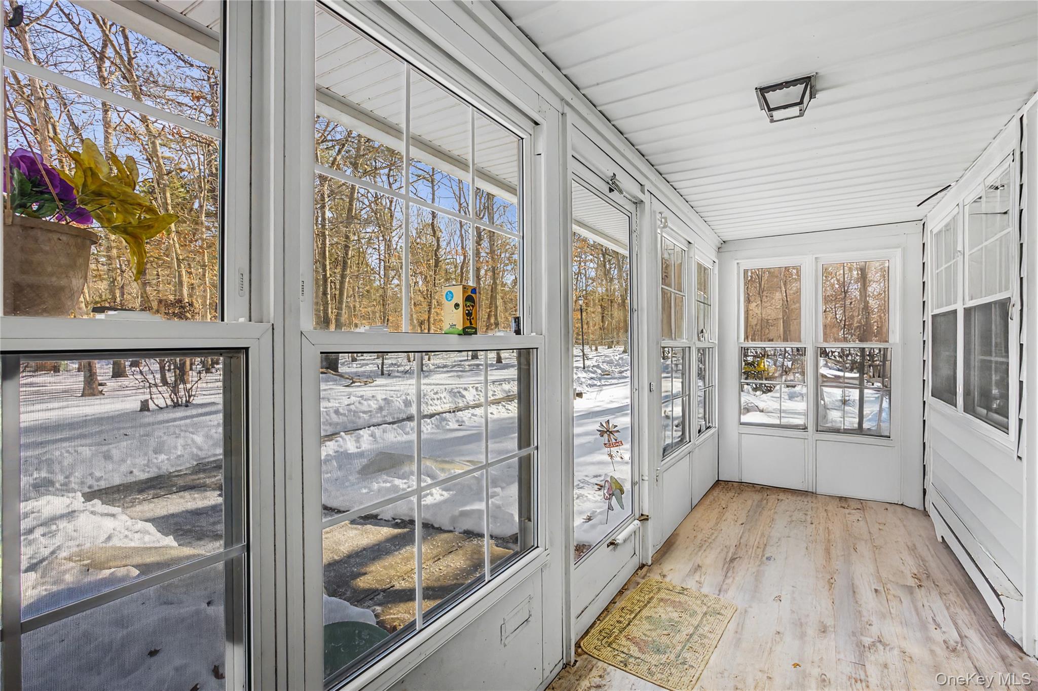 #4 photo, 230 Blackpool Court, Ridge , NY 11961