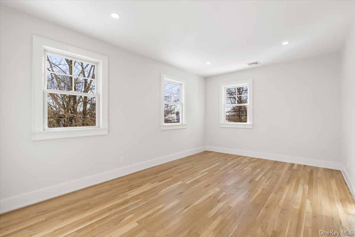 #16 photo, 1 Ellen Court, Rye , NY 10580