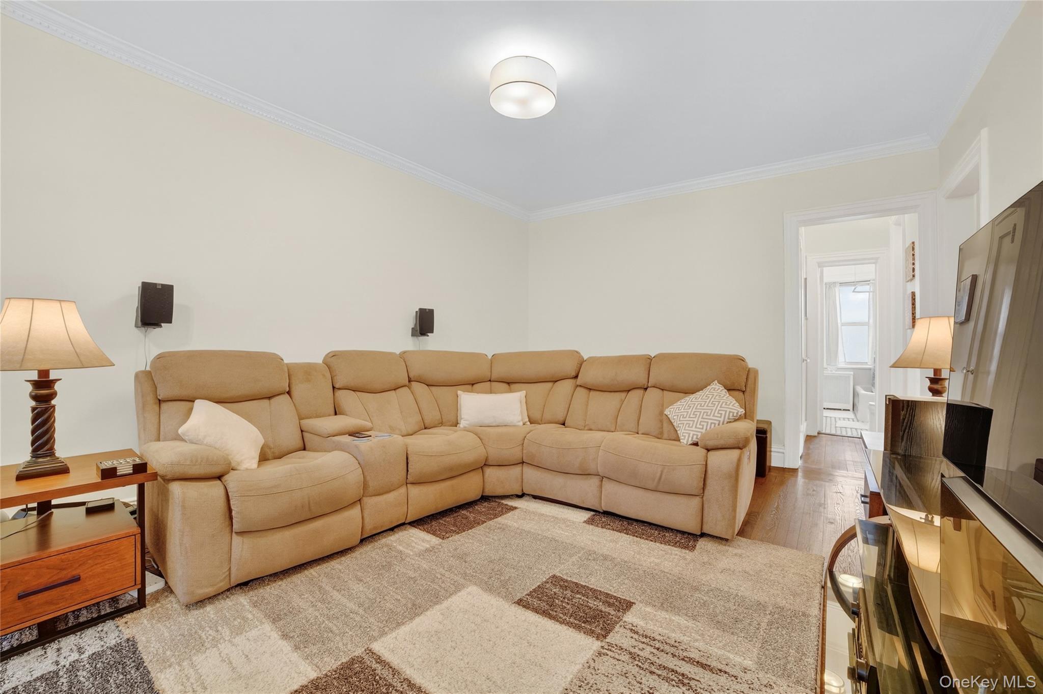 #11 photo, 445 Gramatan Avenue, Mount Vernon , NY 10552